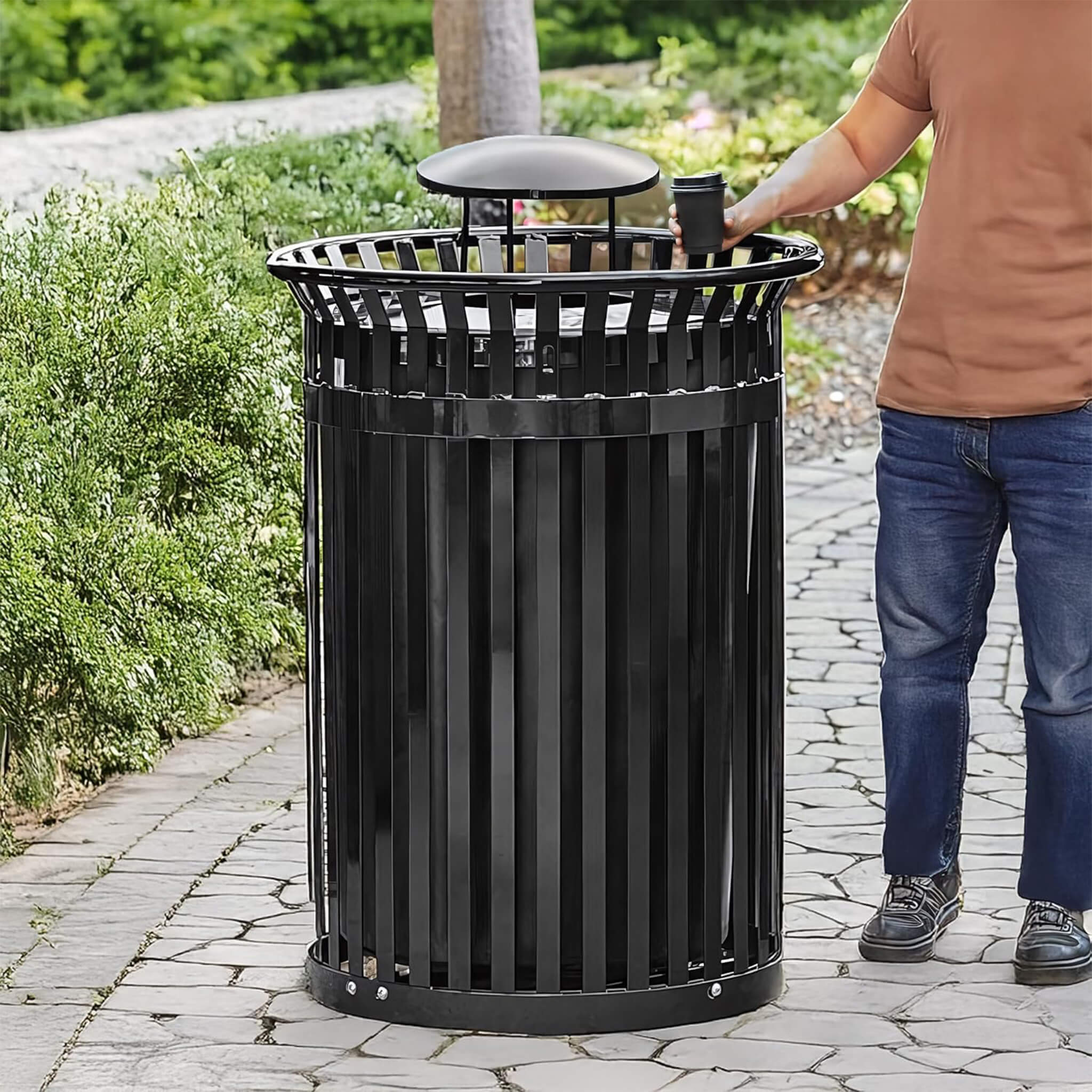 45-Gallon Heavy-Duty Commercial Round Waste Bin With Rain Bonnet Lid (SAK94380) - Image 6