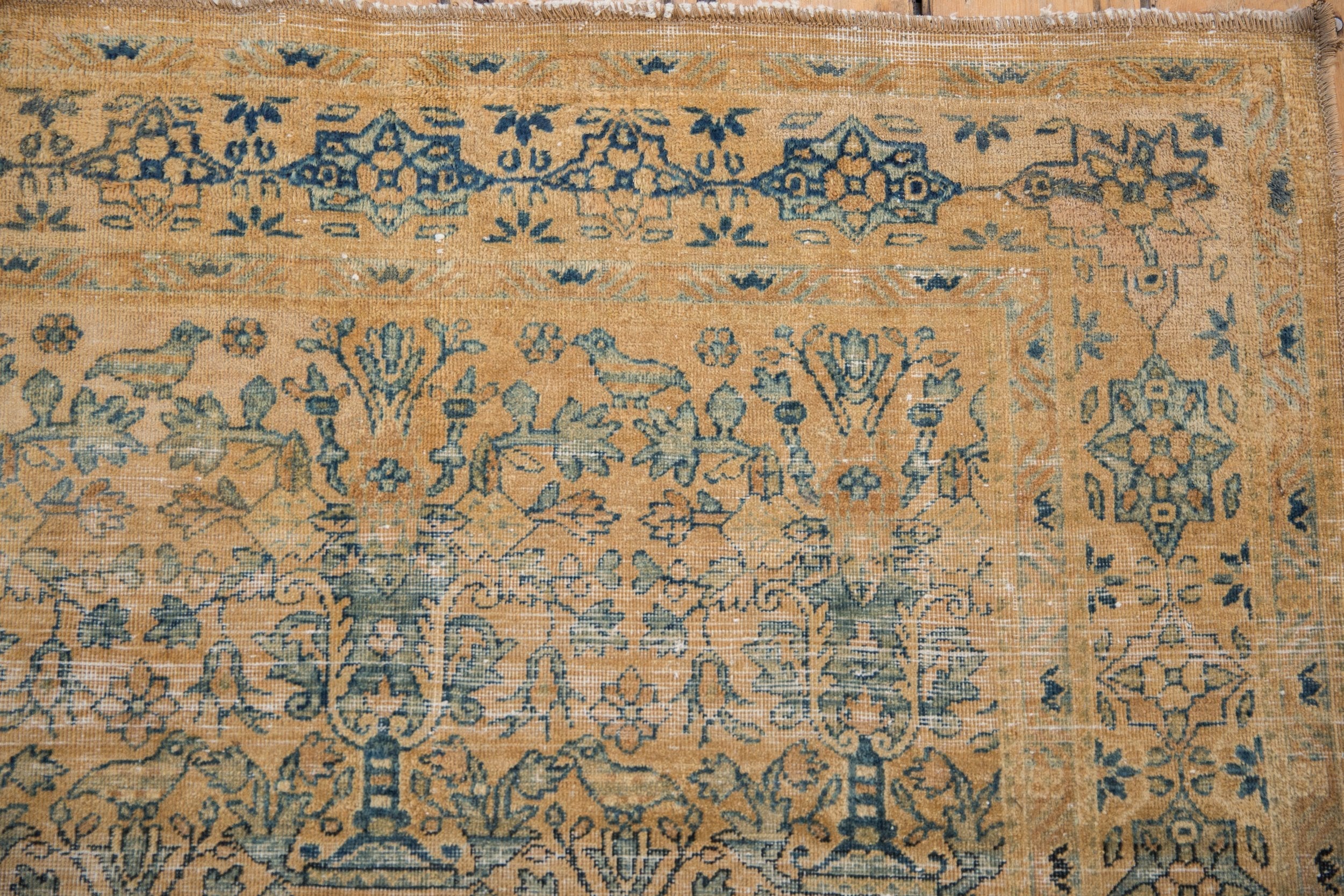 4x4.5 Vintage Distressed Meshed Square Rug - Image 3