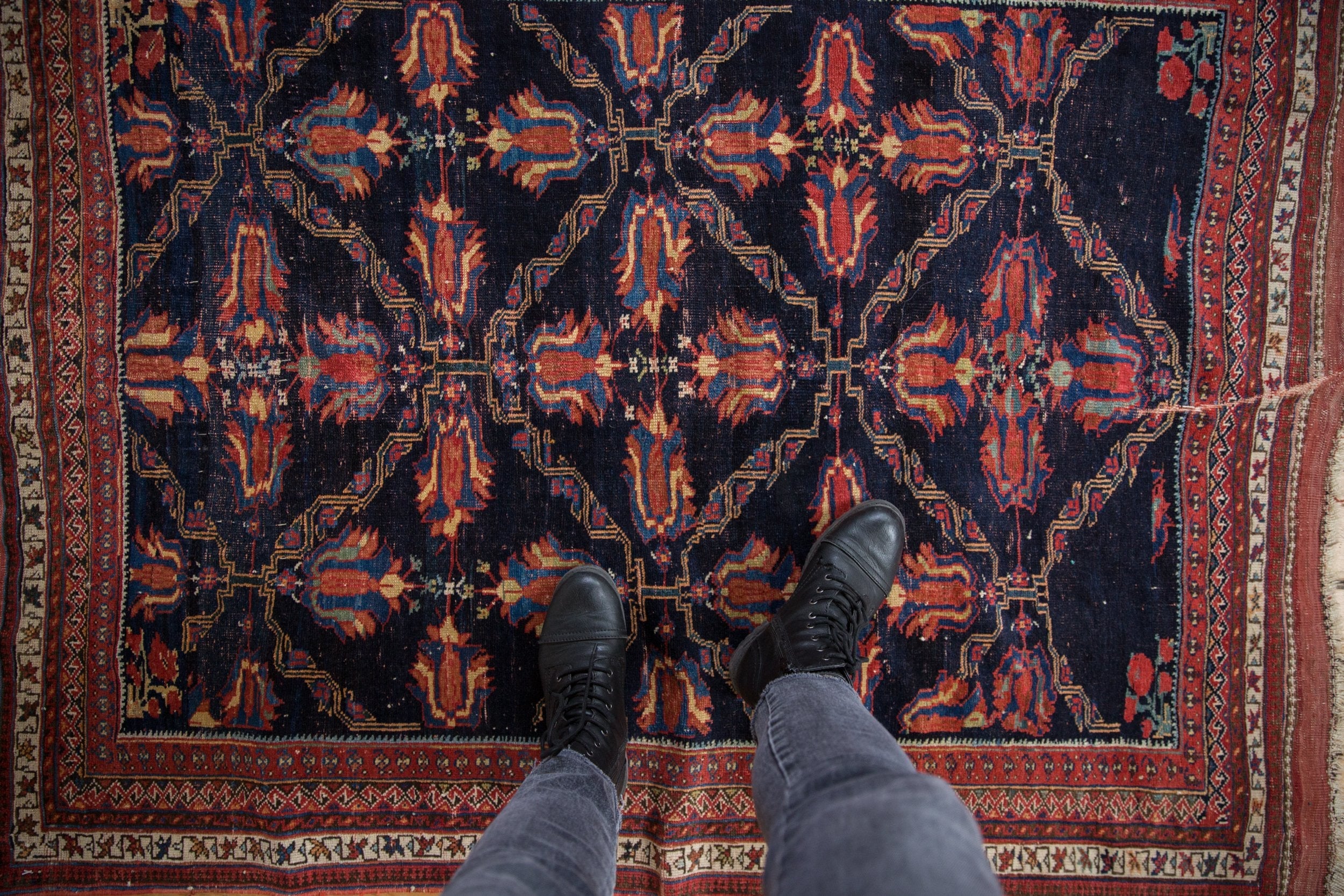 4x5.5 Antique Fine Afshar Rug - Image 2