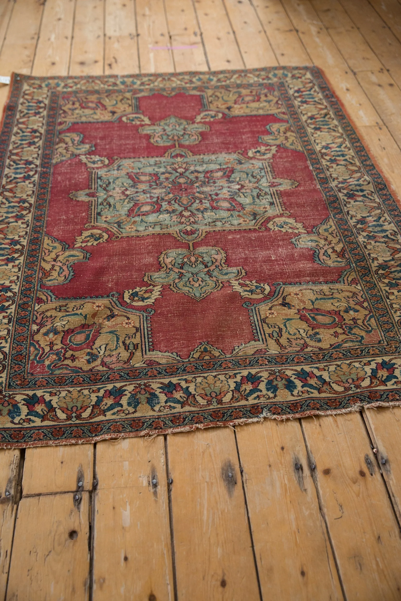 4x5.5 Antique Fine Doroksh Rug - Image 4