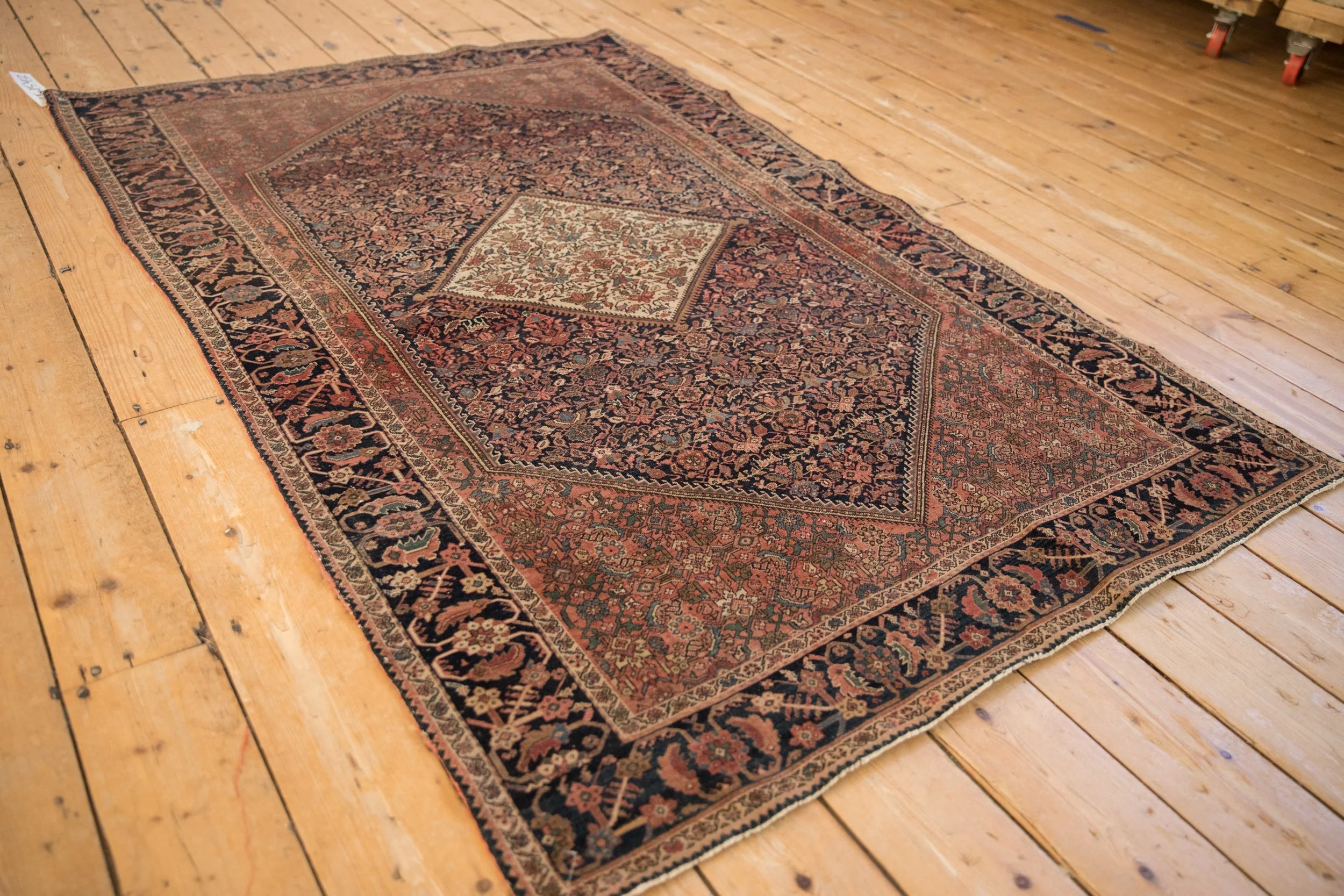 4x6.5 Antique Farahan Sarouk Rug - Image 4