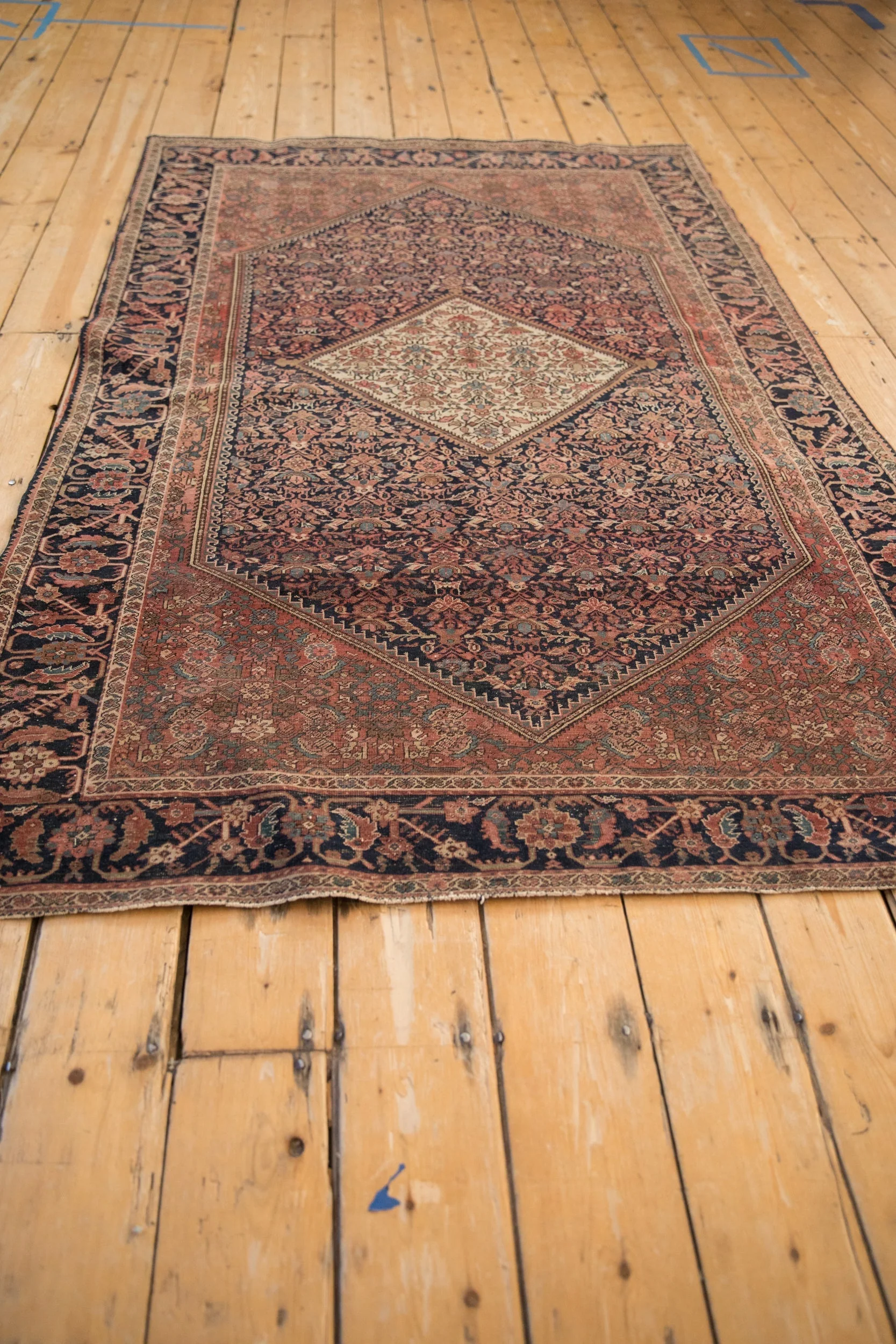4x6.5 Antique Farahan Sarouk Rug - Image 7