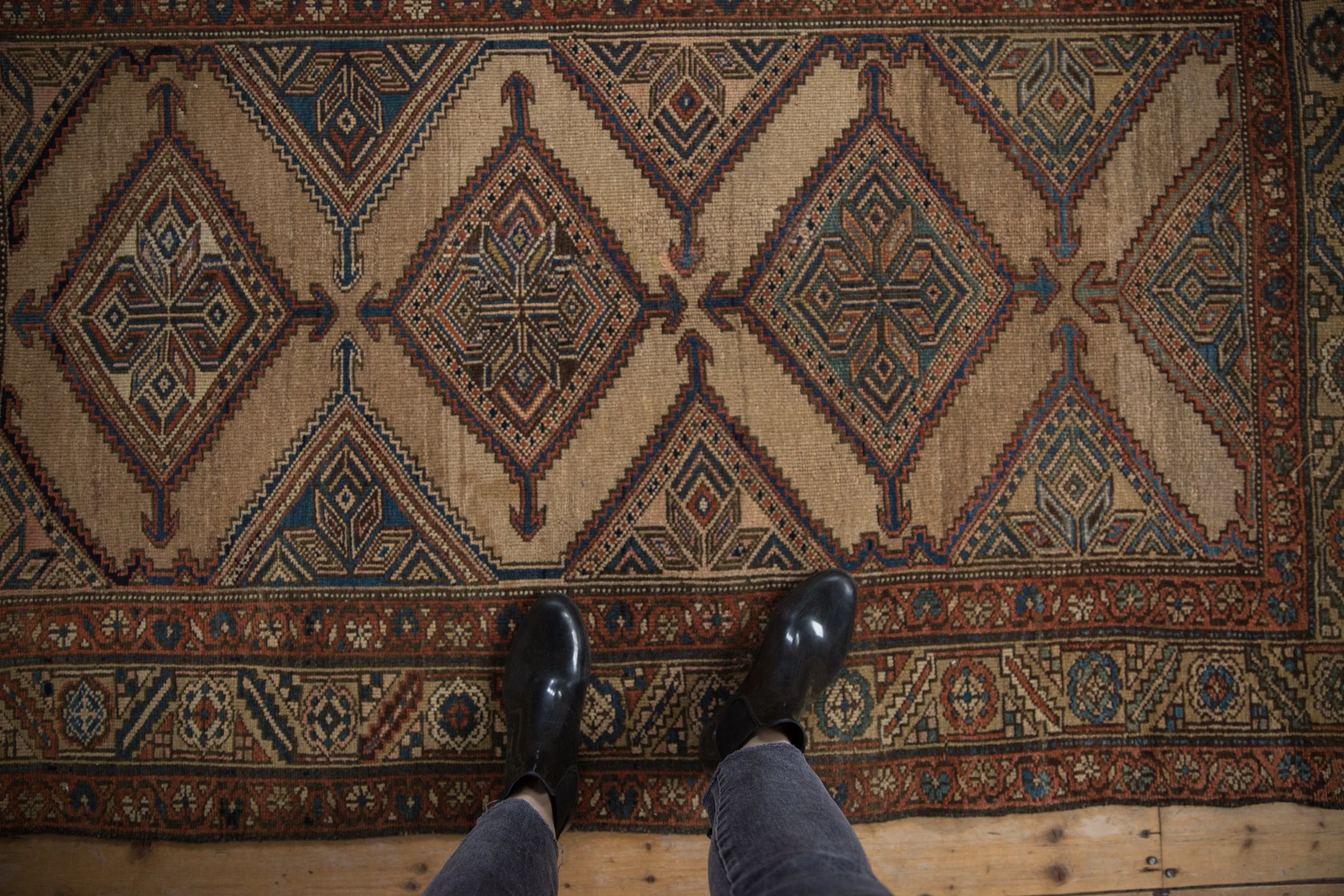 4x6.5 Antique Fine Kurd Rug - Image 2