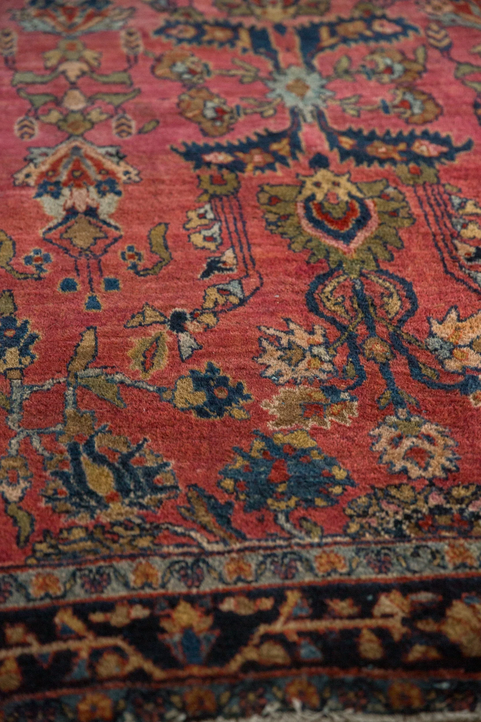 4x6.5 Antique Fine Sarouk Rug - Image 9