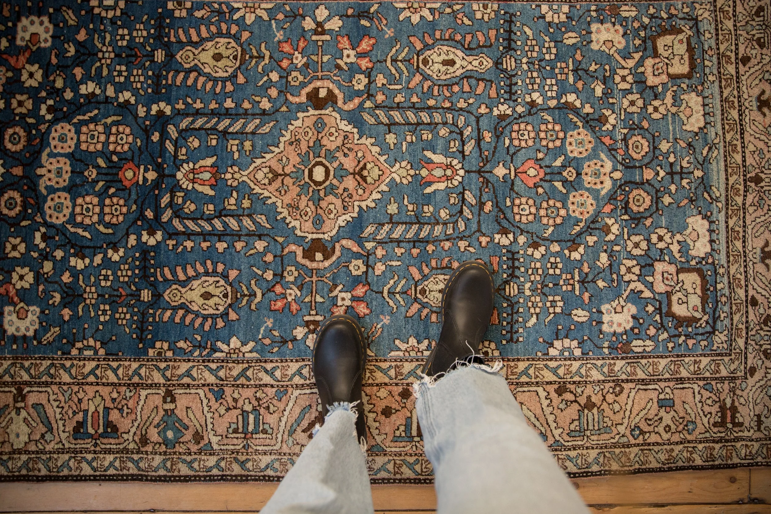 4x6.5 Vintage Arak Rug - Image 2