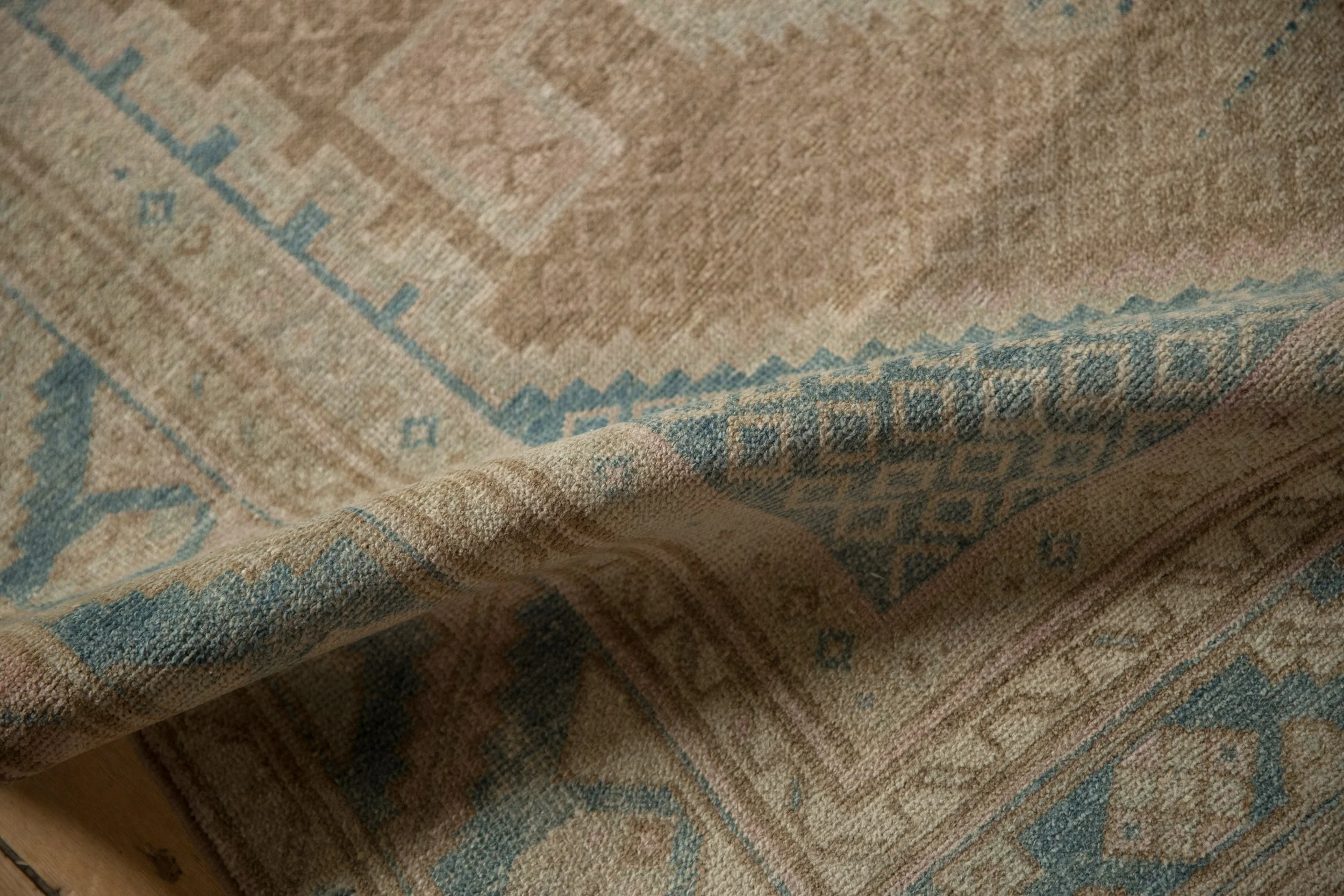 4x6.5 Vintage Distressed Hamadan Rug - Image 10