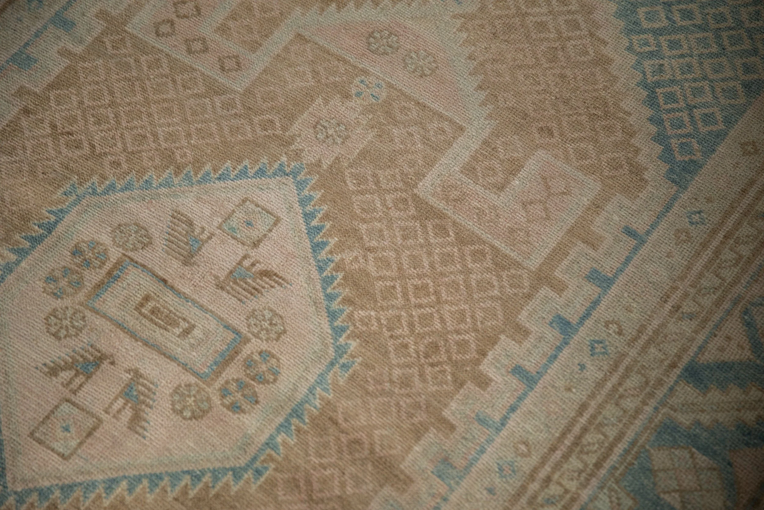 4x6.5 Vintage Distressed Hamadan Rug - Image 8