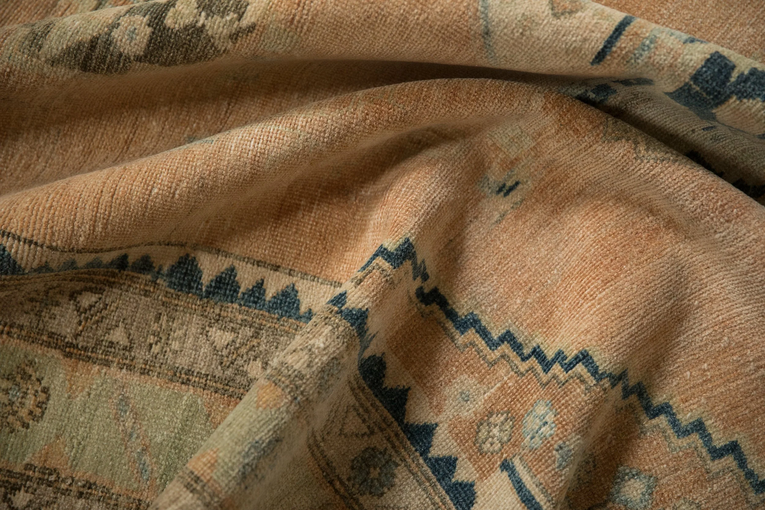 4x6.5 Vintage Distressed Hamadan Rug - Image 13
