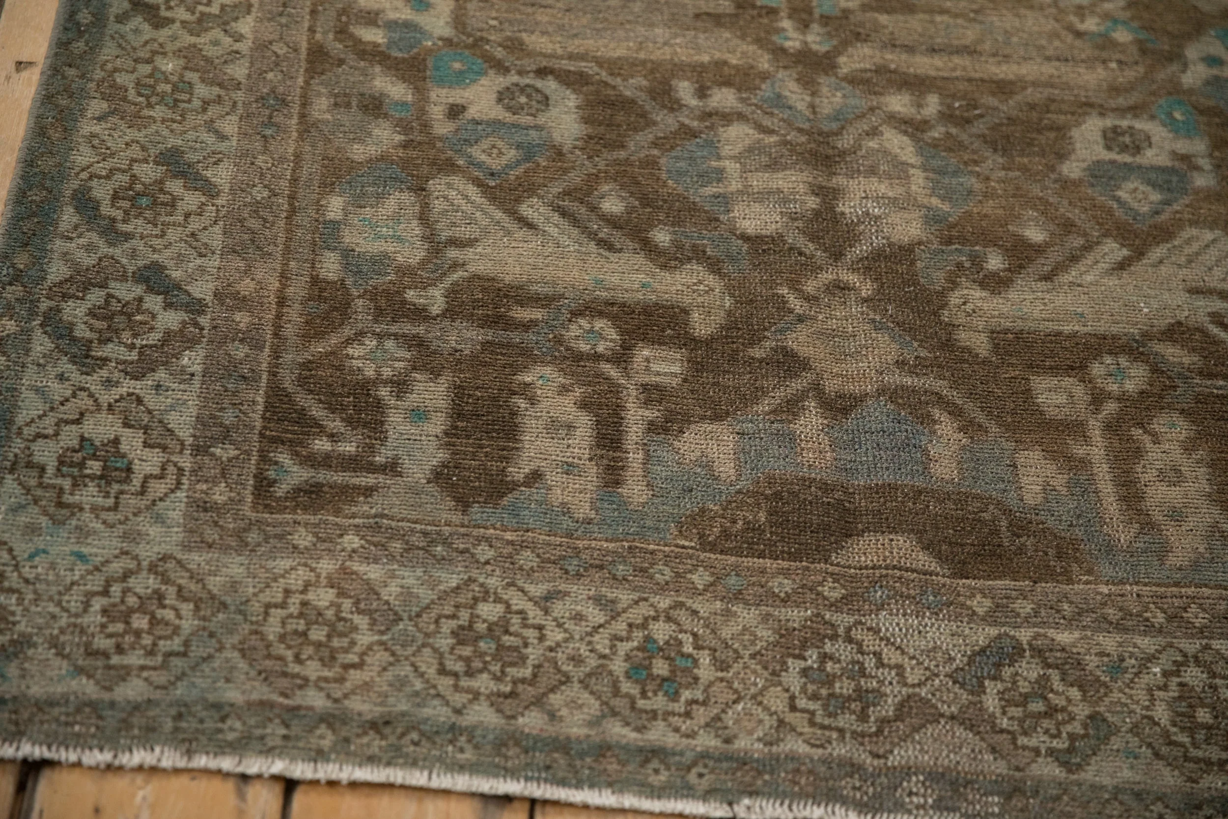4x6.5 Vintage Distressed Hamadan Rug - Image 7