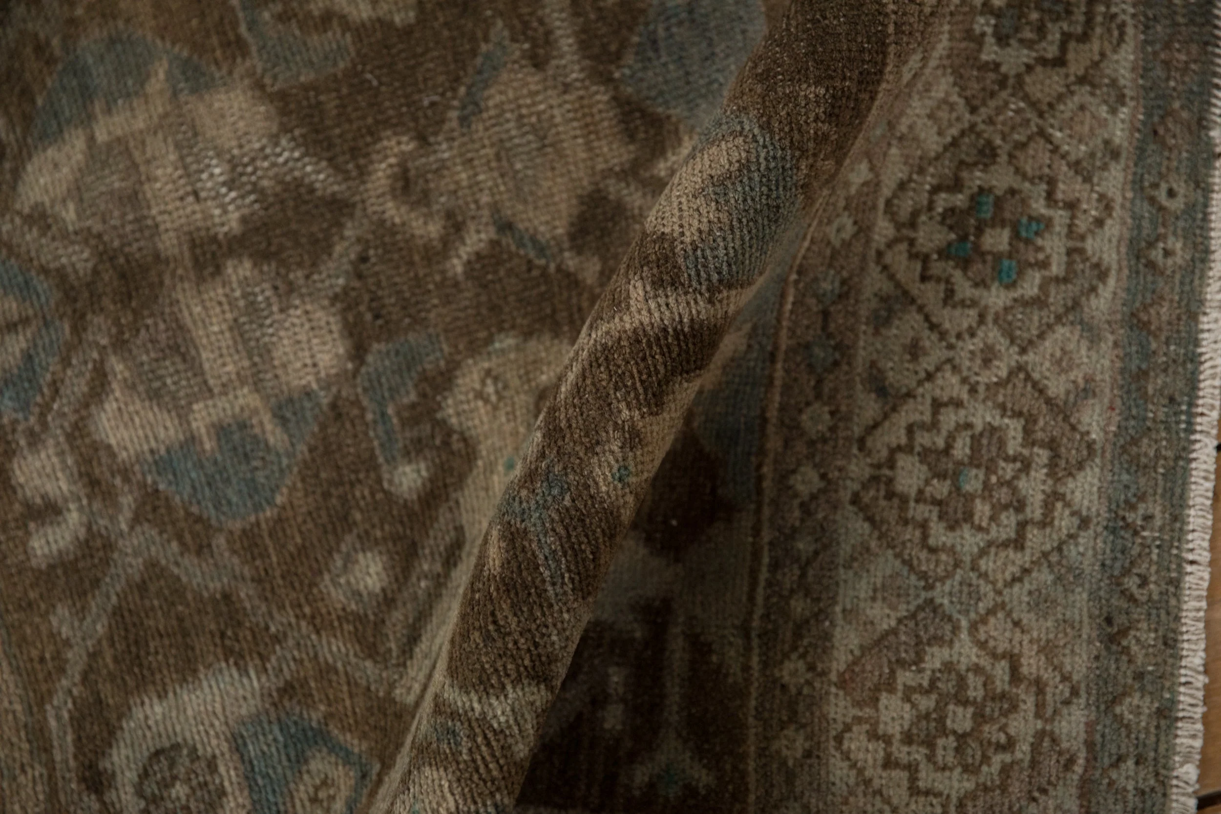 4x6.5 Vintage Distressed Hamadan Rug - Image 8