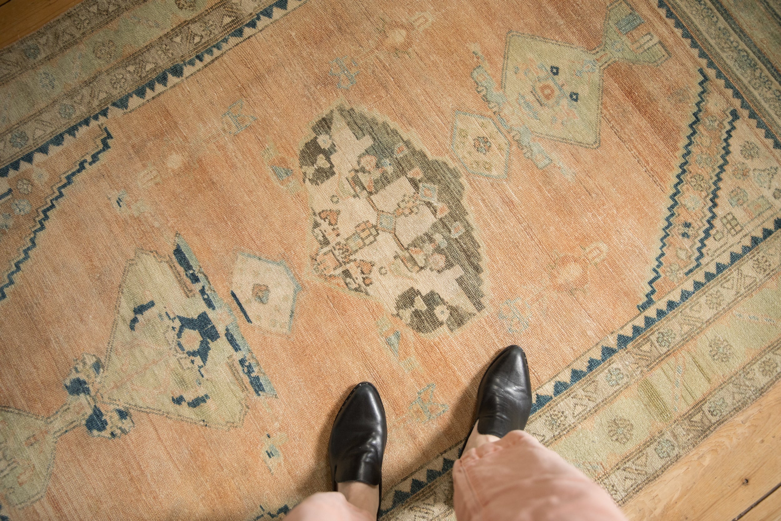 4x6.5 Vintage Distressed Hamadan Rug - Image 2