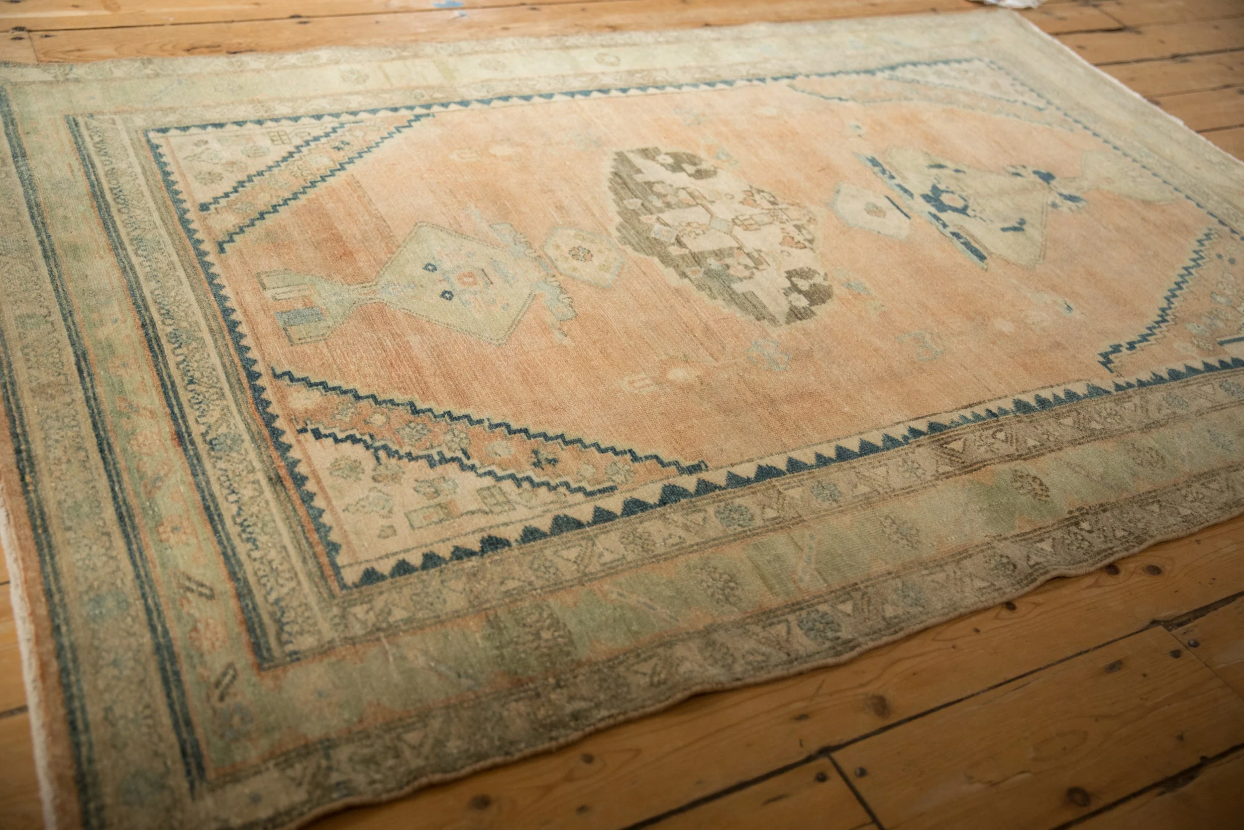 4x6.5 Vintage Distressed Hamadan Rug - Image 7