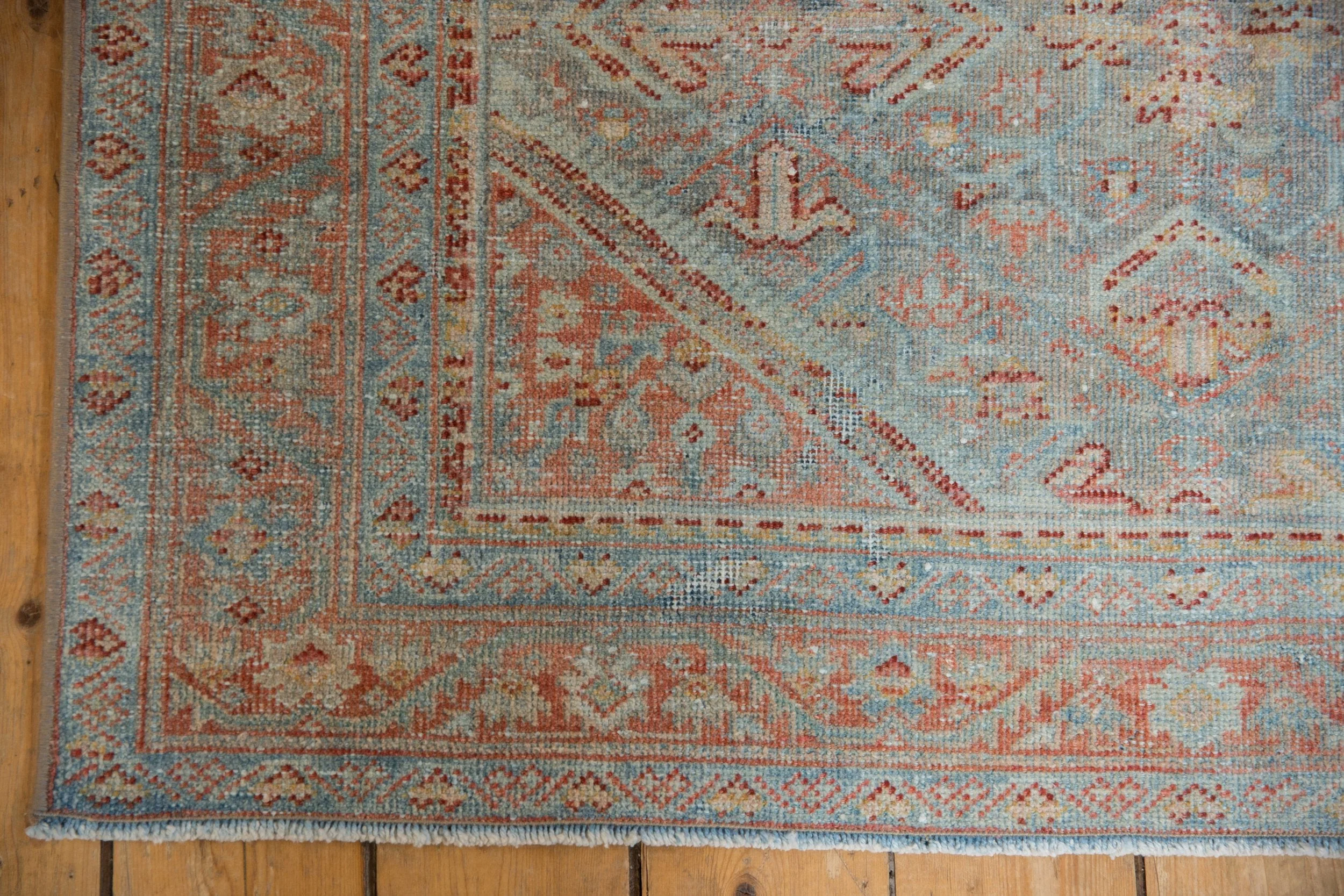 4x6.5 Vintage Distressed Mahal Rug - Image 4