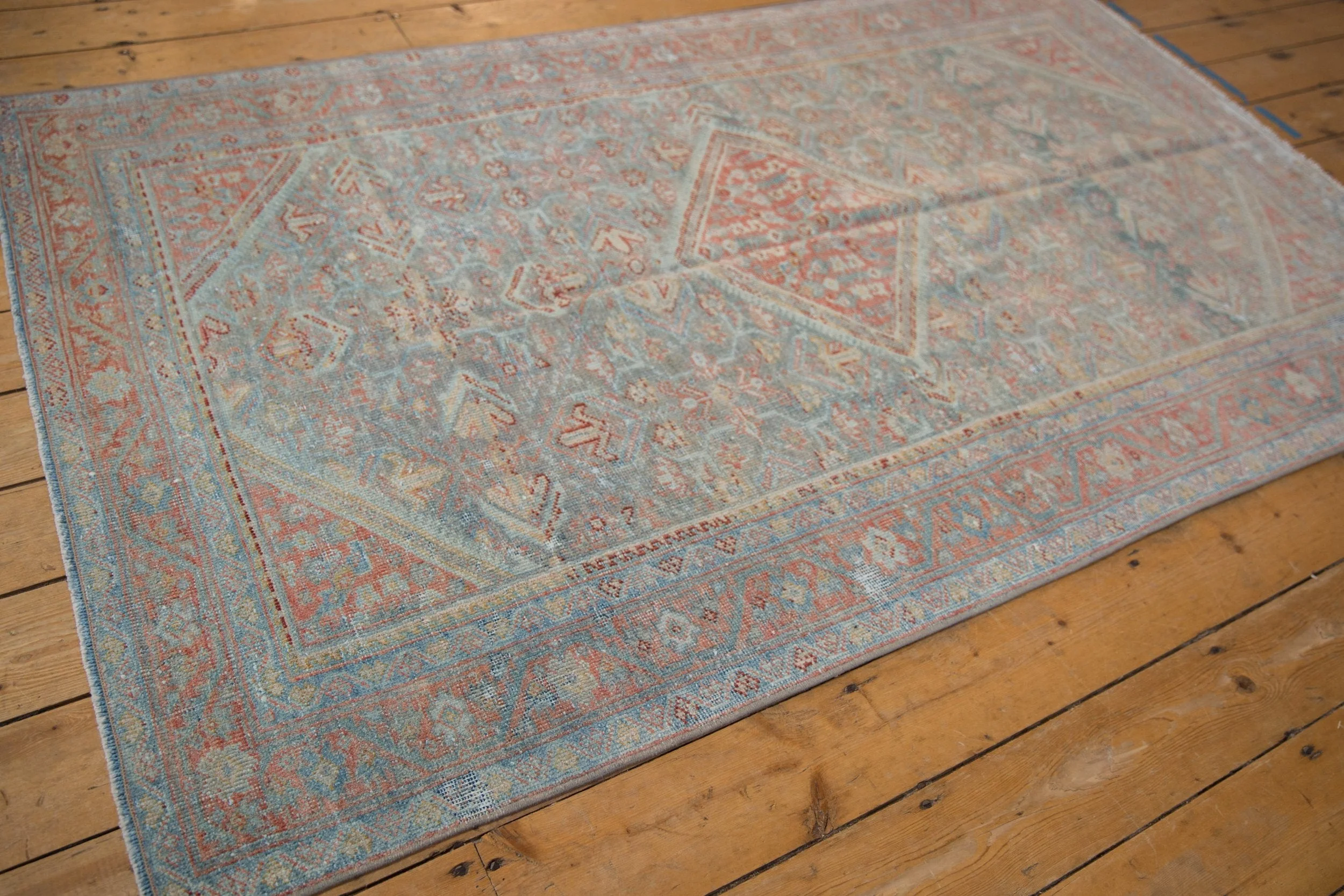 4x6.5 Vintage Distressed Mahal Rug - Image 5