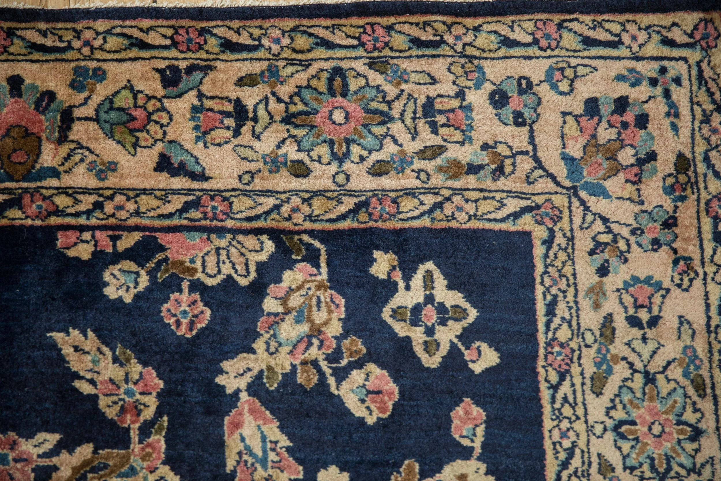 4x6.5 Vintage Sarouk Rug - Image 3