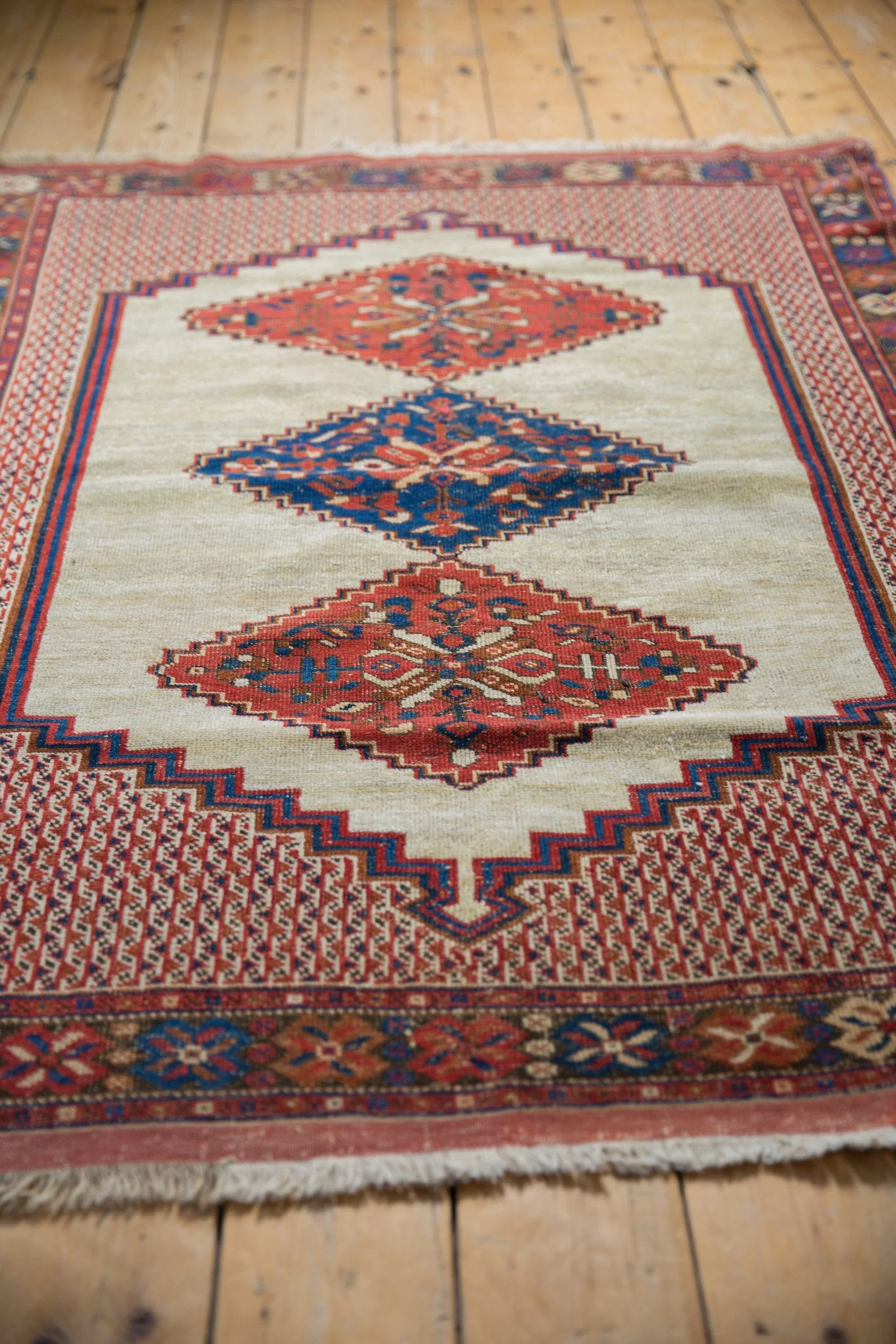 4x6 Antique Afshar Rug - Image 3