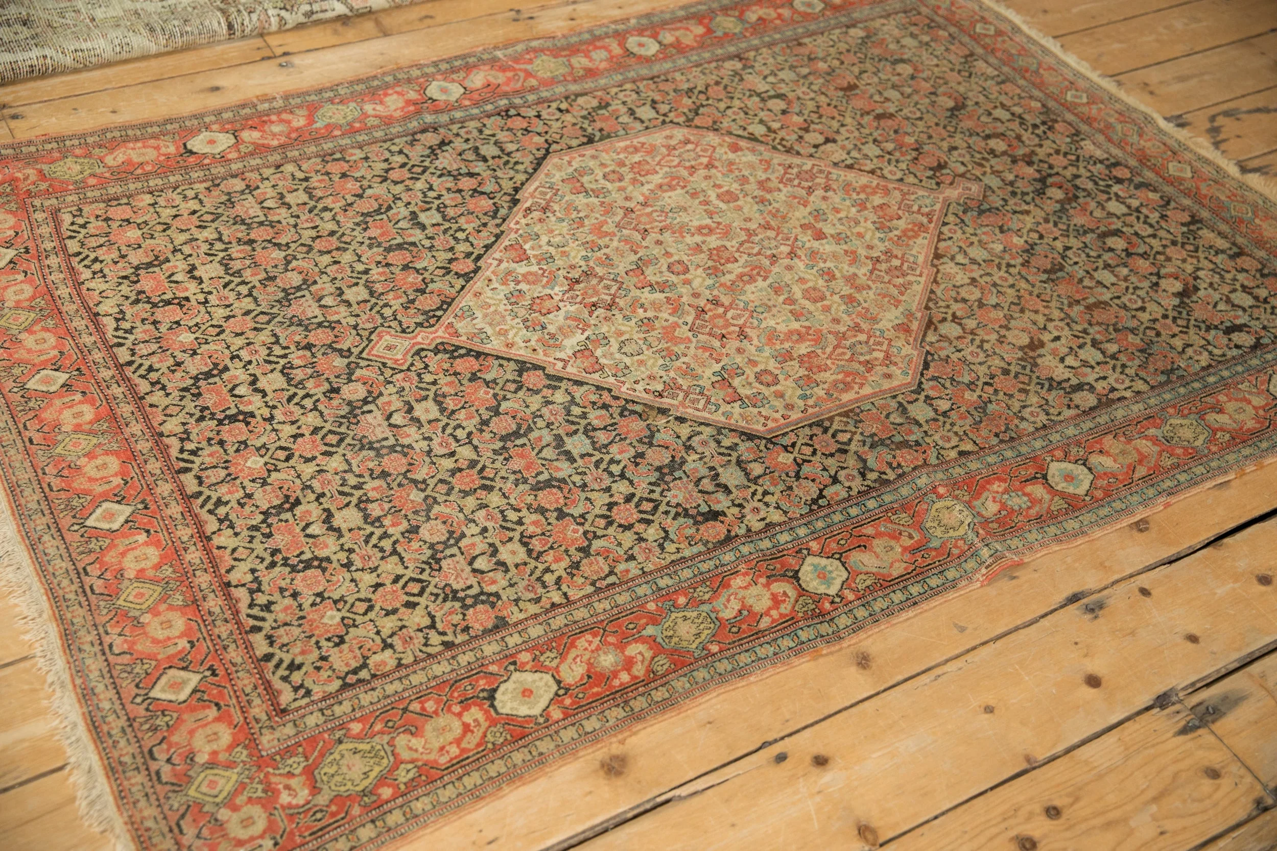 4x6 Antique Senneh Rug - Image 6