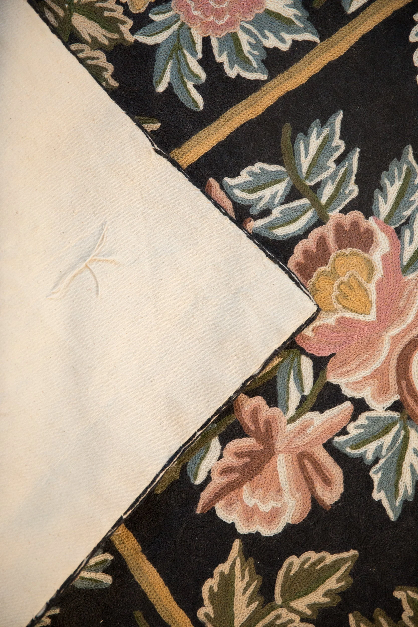 4x6 Vintage Chainstitch Rug - Image 8