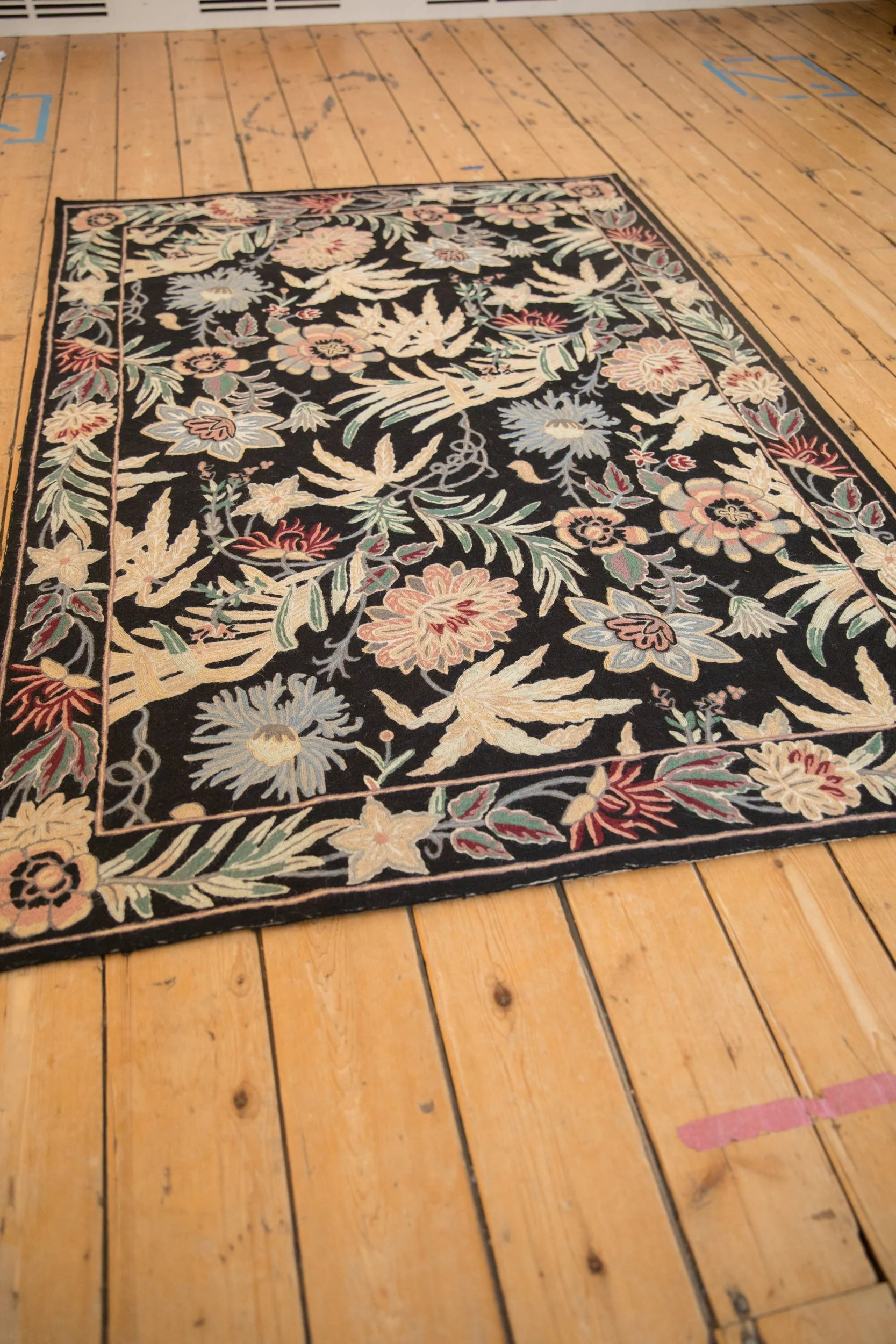 4x6 Vintage Chainstitch Rug - Image 4