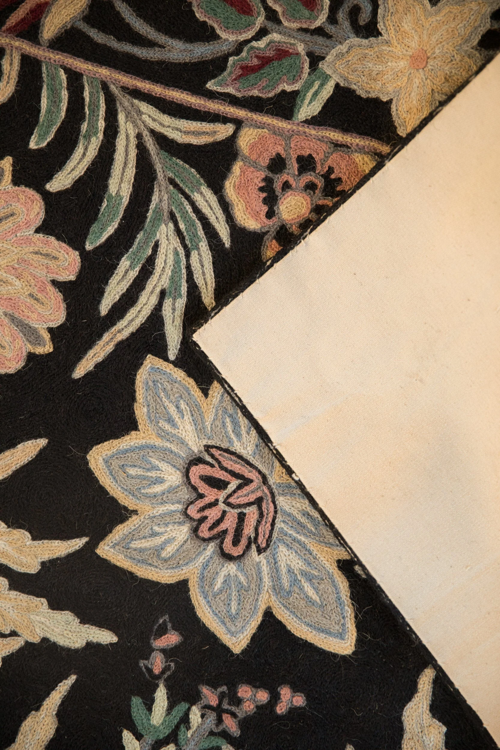 4x6 Vintage Chainstitch Rug - Image 9
