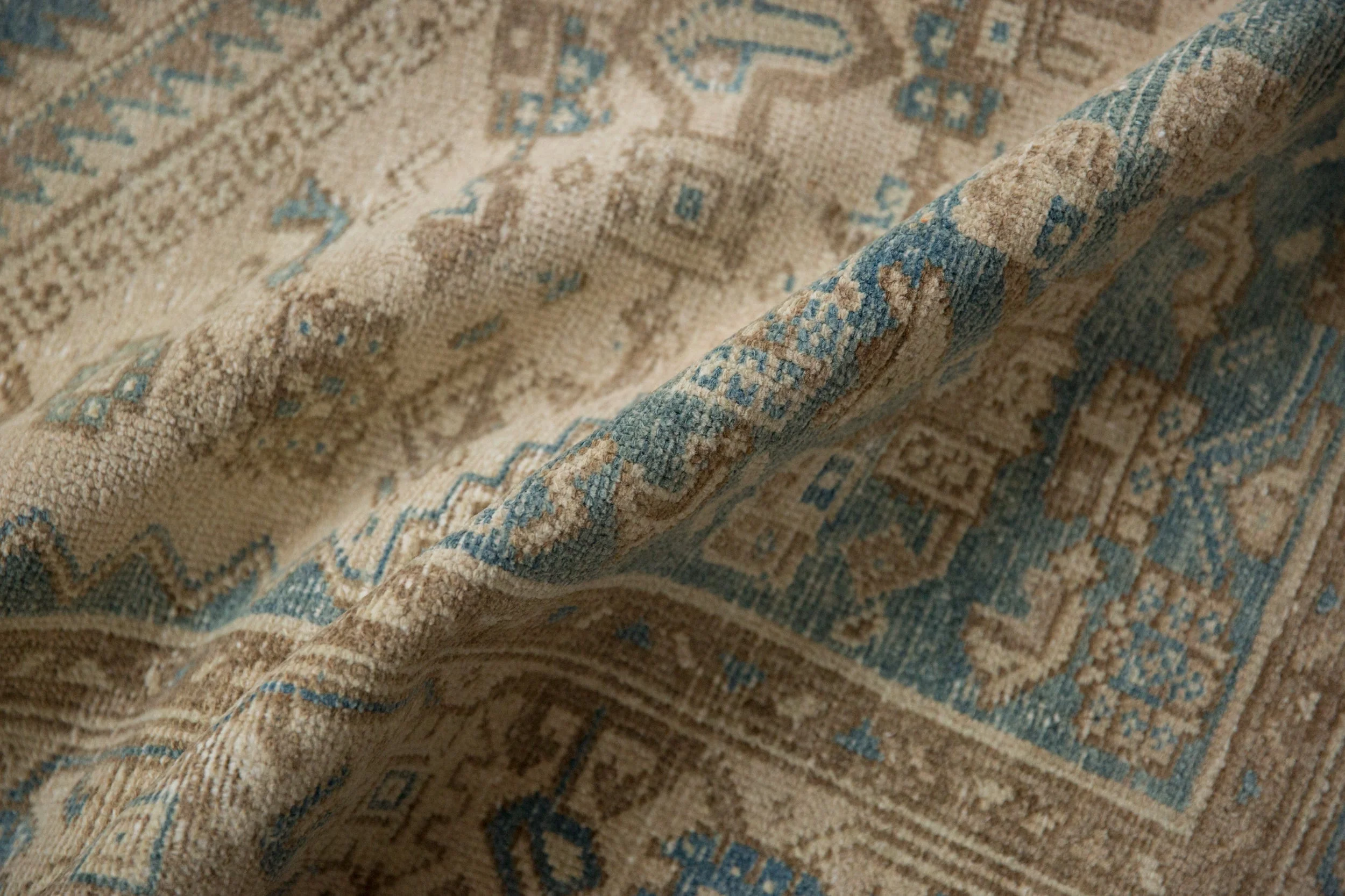 4x6 Vintage Distressed Hamadan Rug - Image 9