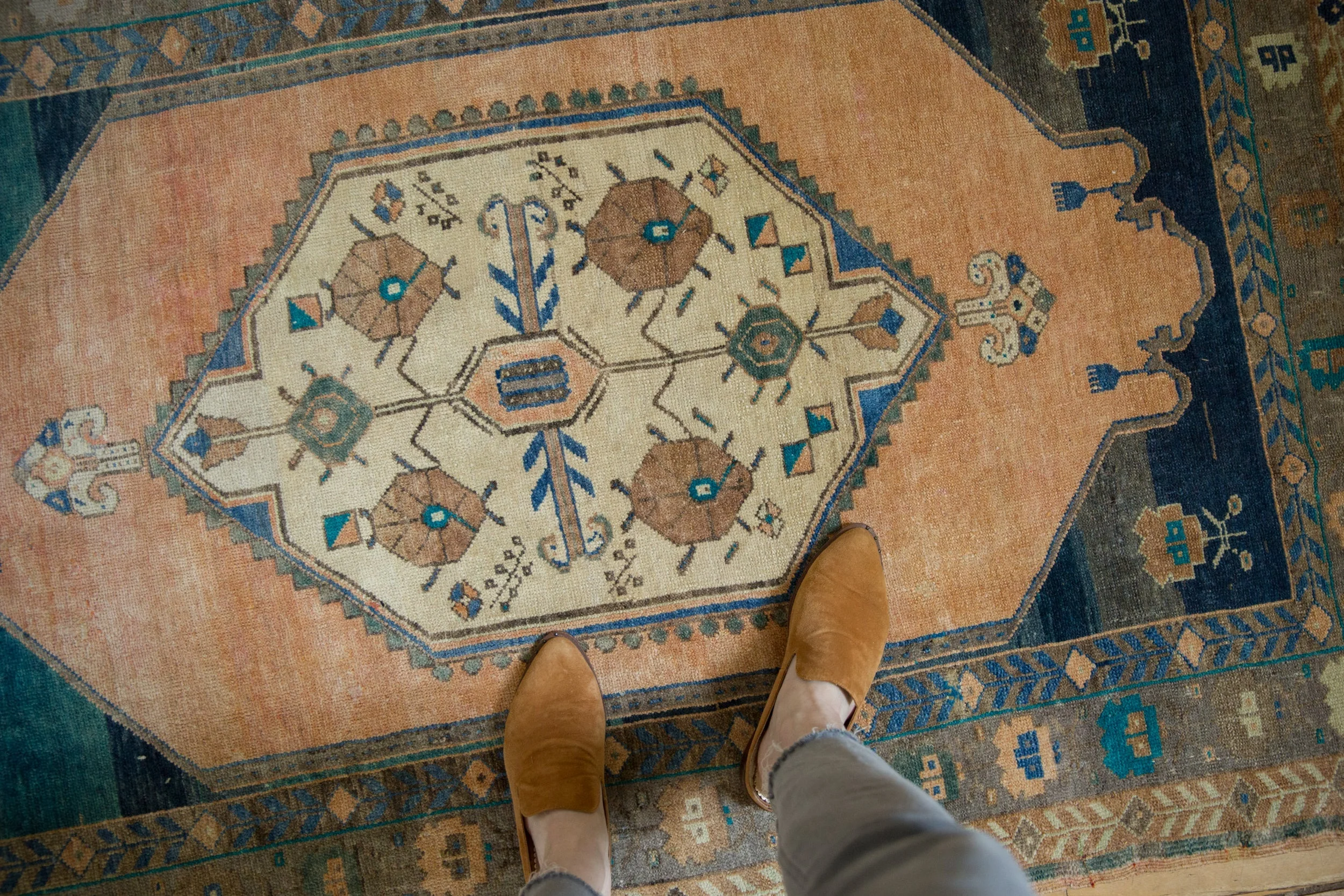 4x6 Vintage Distressed Oushak Rug - Image 2