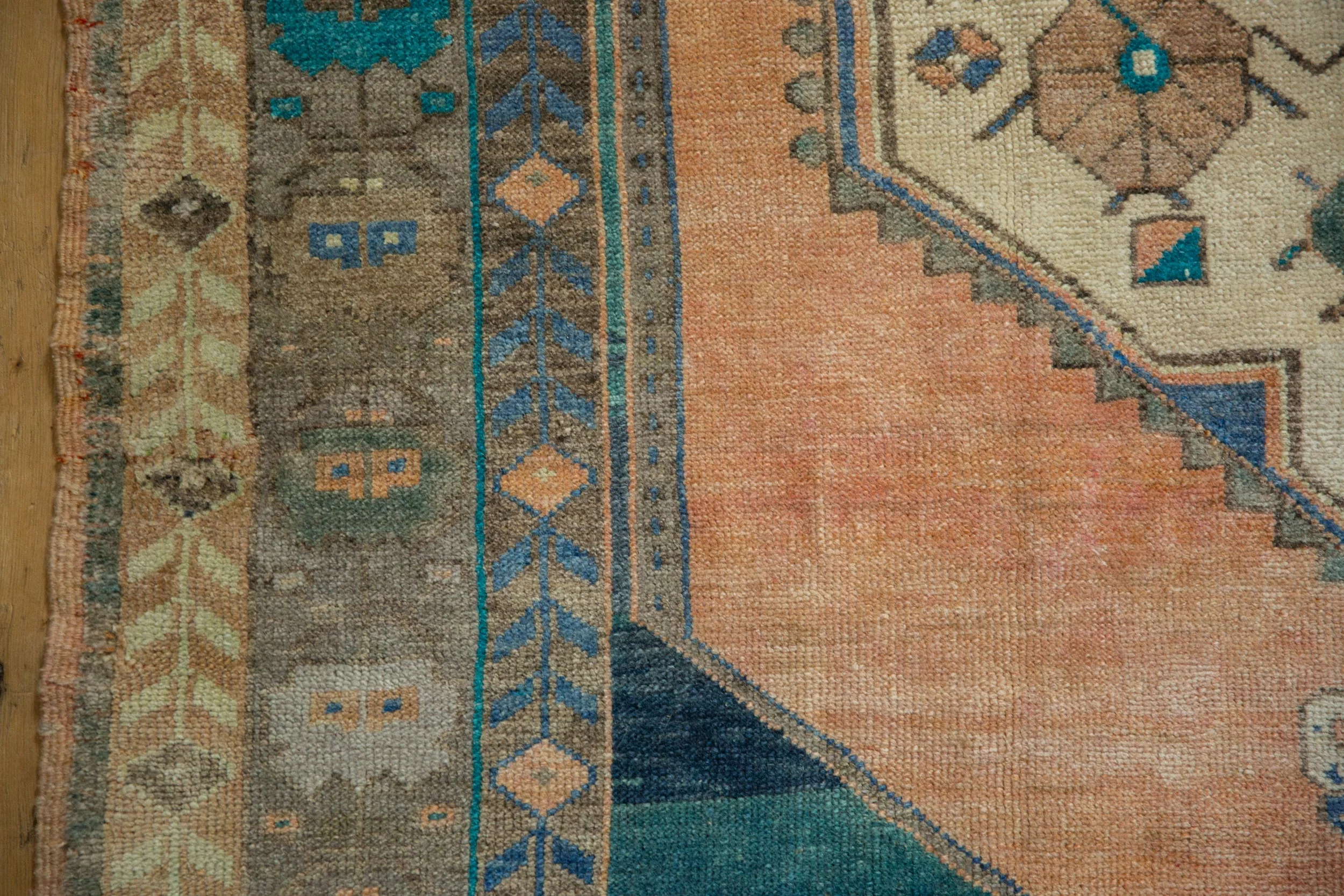 4x6 Vintage Distressed Oushak Rug - Image 9