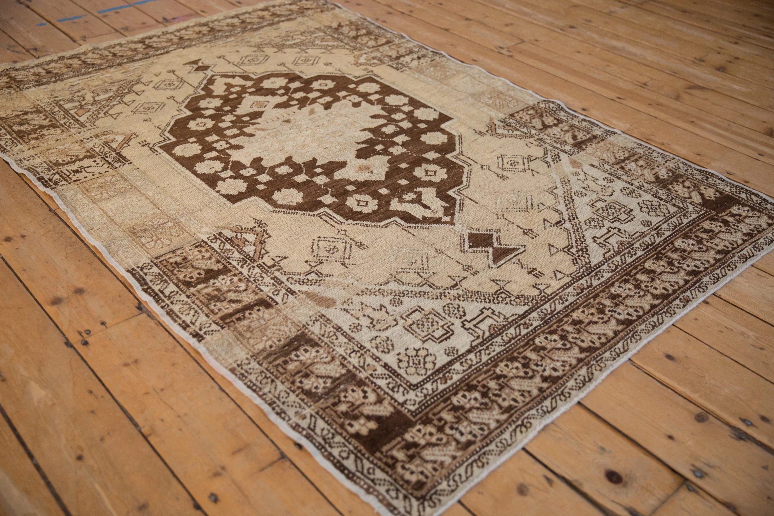 4x6 Vintage Distressed Oushak Rug - Image 4