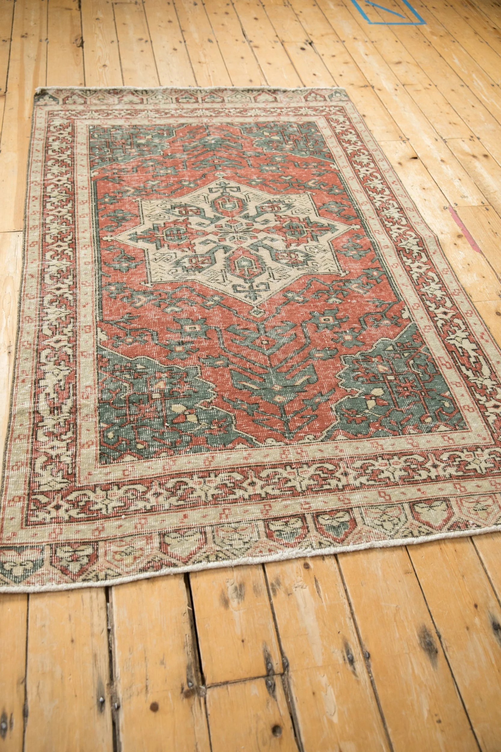 4x6 Vintage Distressed Sparta Rug - Image 5