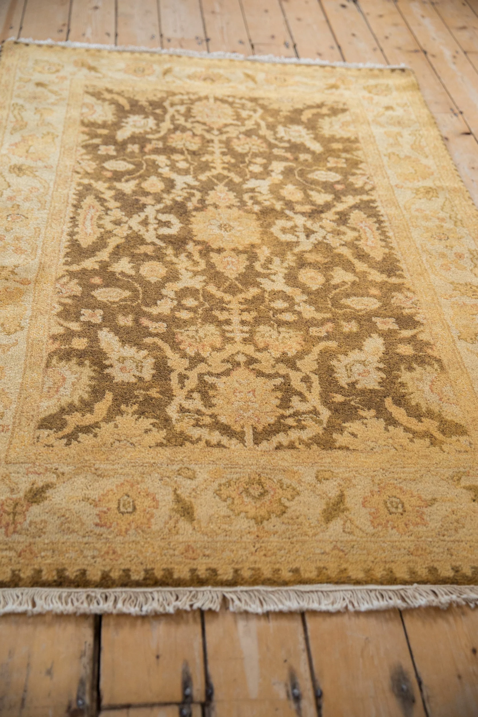 4x6 Vintage Gold Wash Indian Oushak Design Rug - Image 3