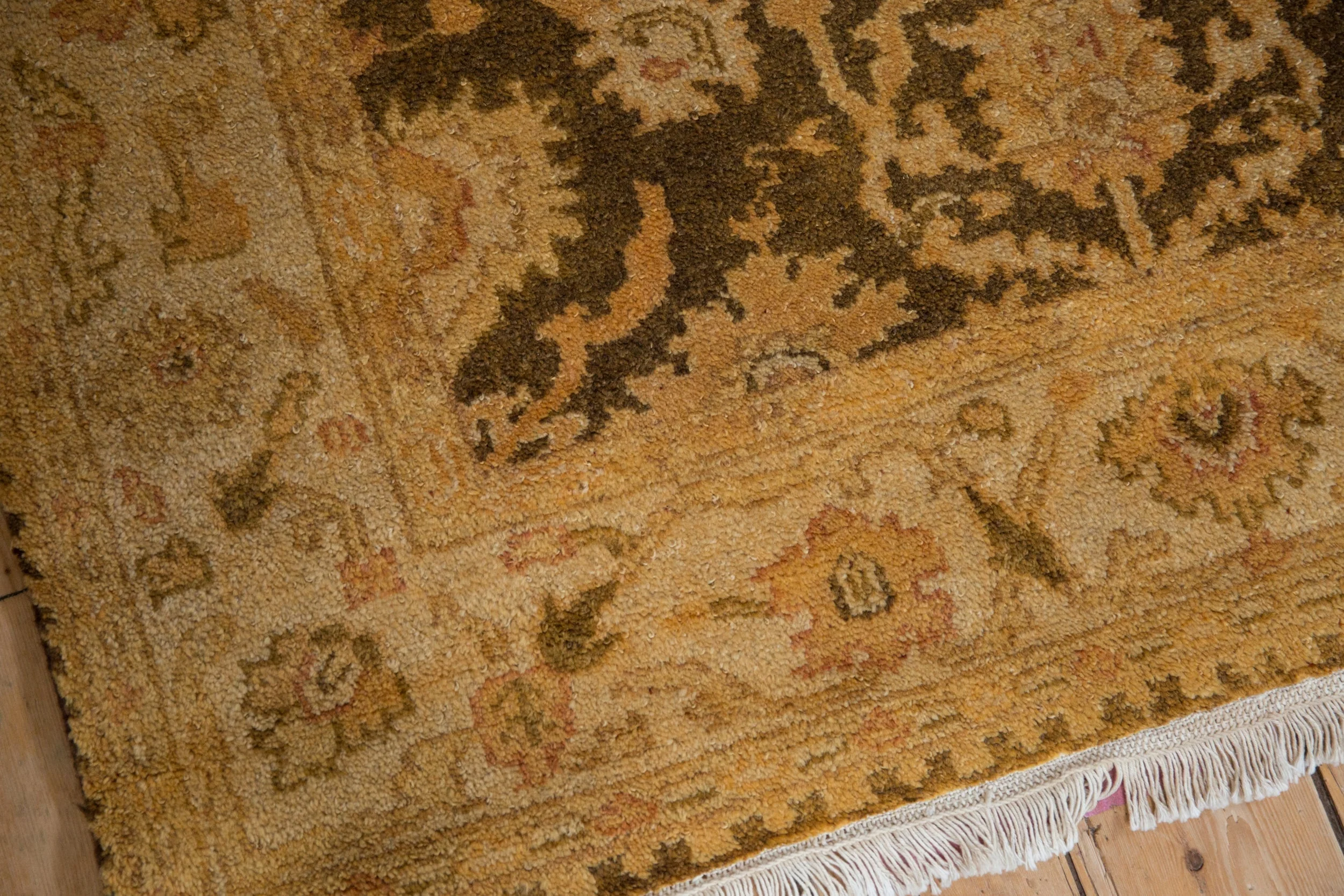 4x6 Vintage Gold Wash Indian Oushak Design Rug - Image 5