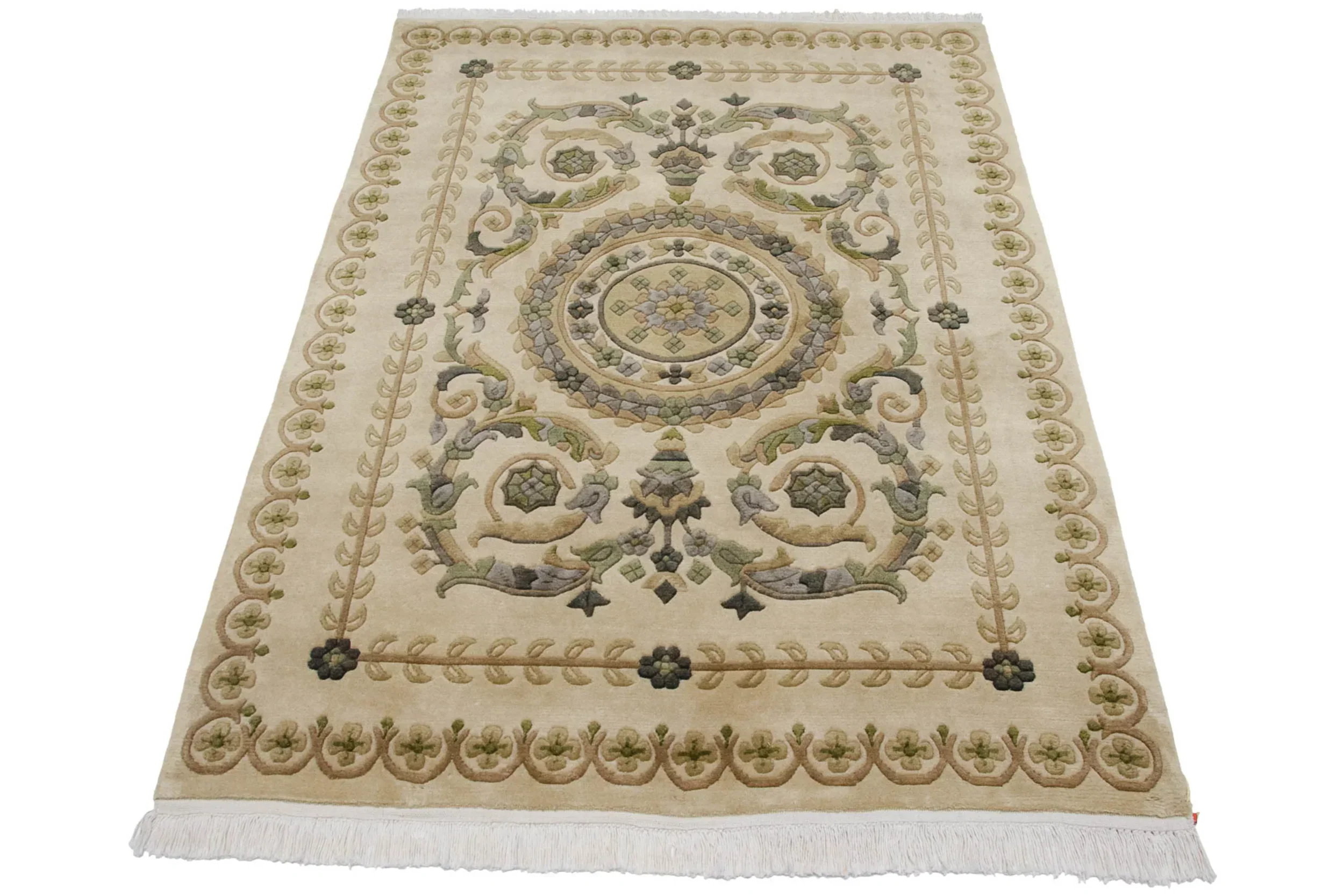 4x6 Vintage Indian Savonnerie Design Rug - Image 5