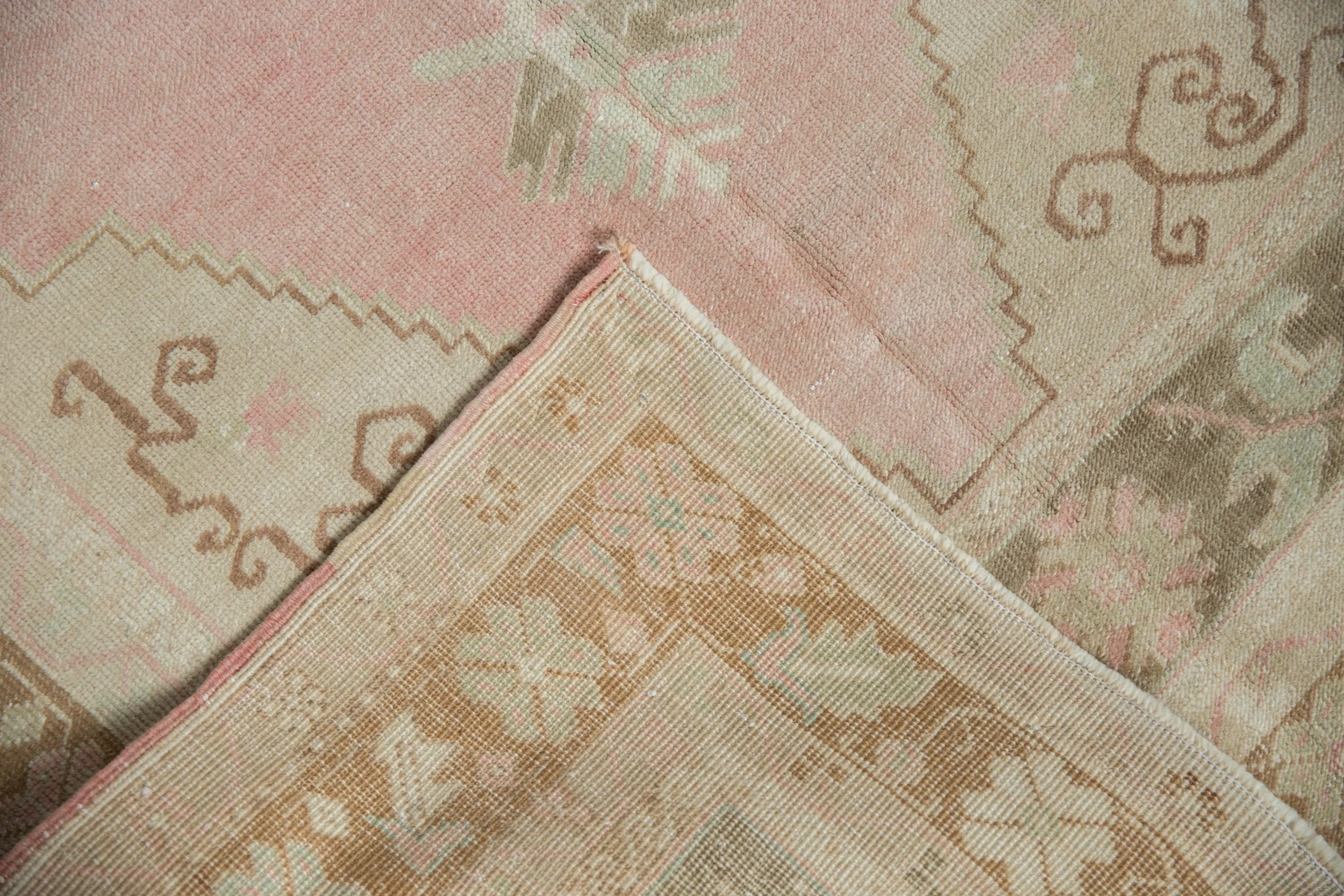 4x7.5 Vintage Distressed Oushak Rug - Image 11