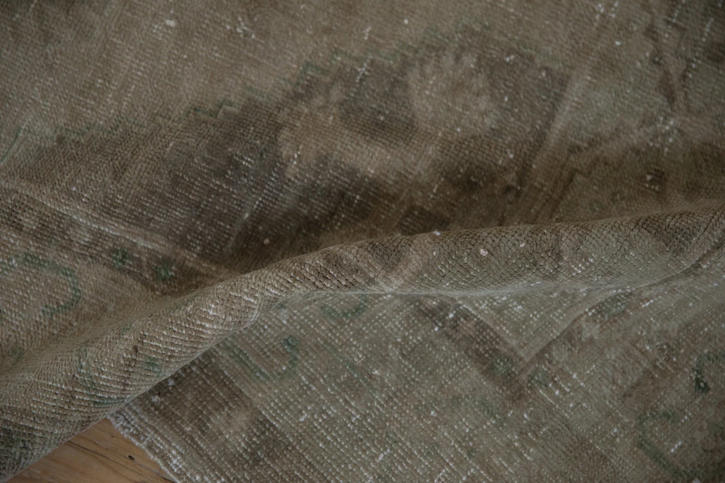 4x7.5 Vintage Distressed Oushak Rug - Image 9