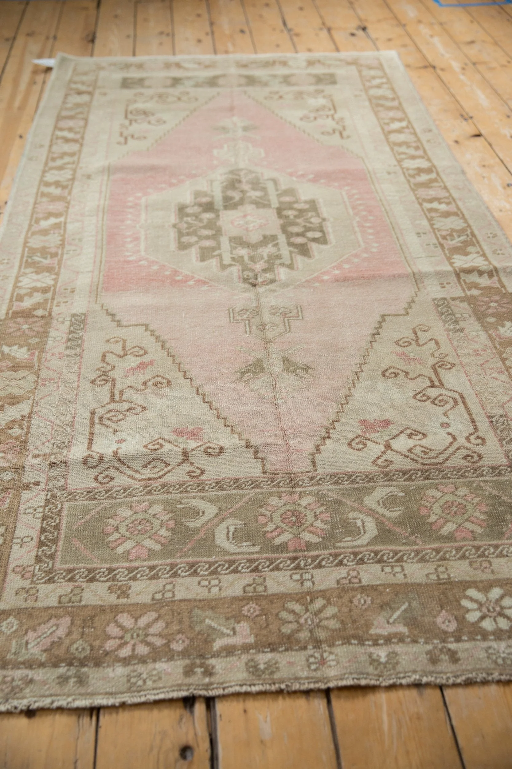 4x7.5 Vintage Distressed Oushak Rug - Image 4