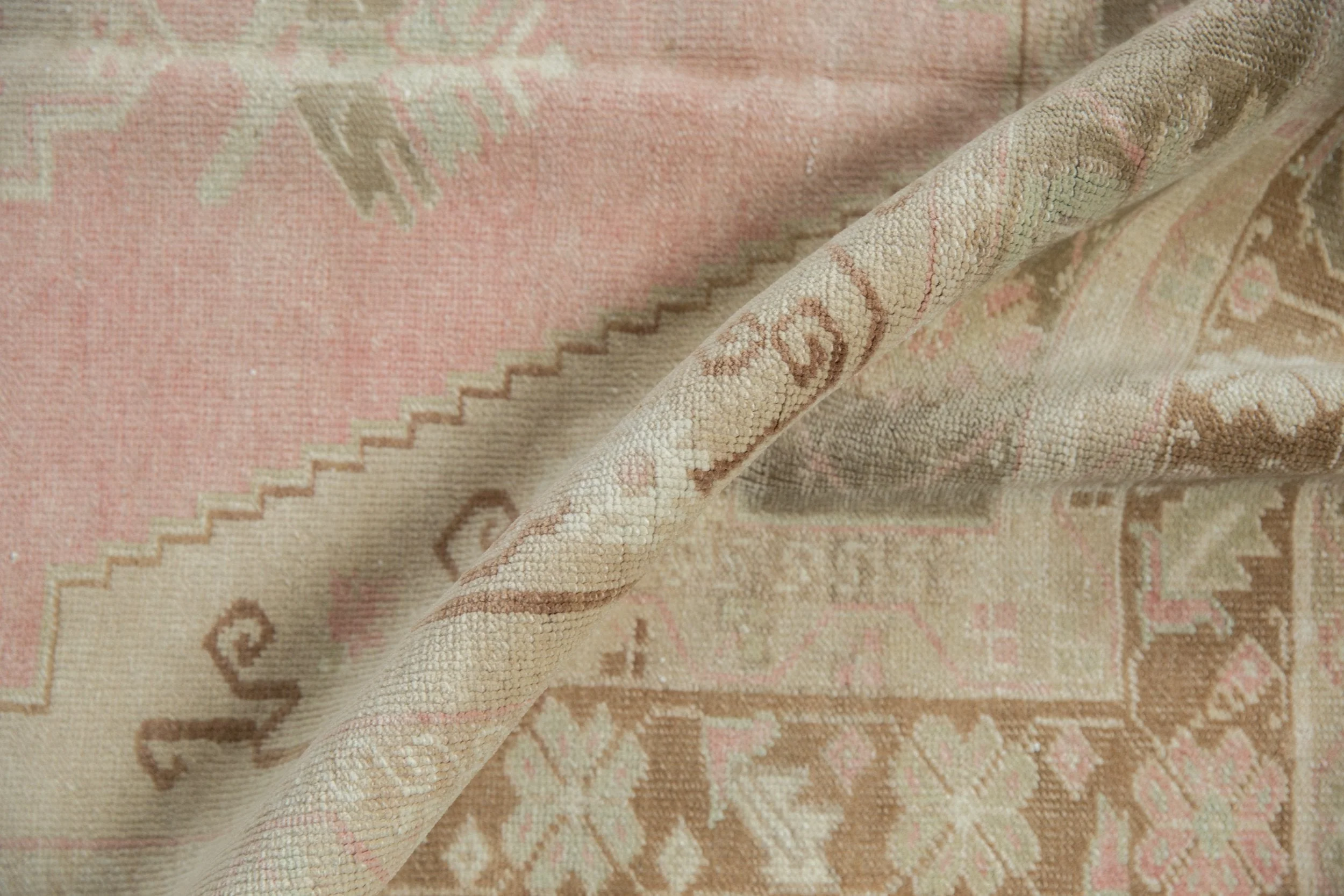 4x7.5 Vintage Distressed Oushak Rug - Image 9