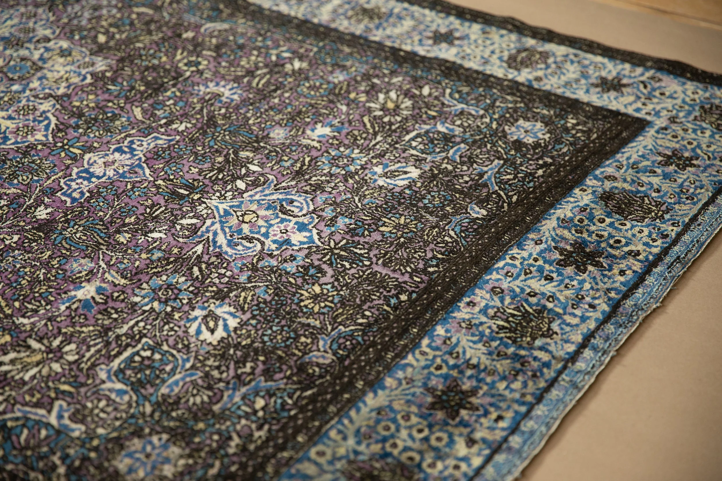 4x7 Antique Silk Kashan Rug - Image 5