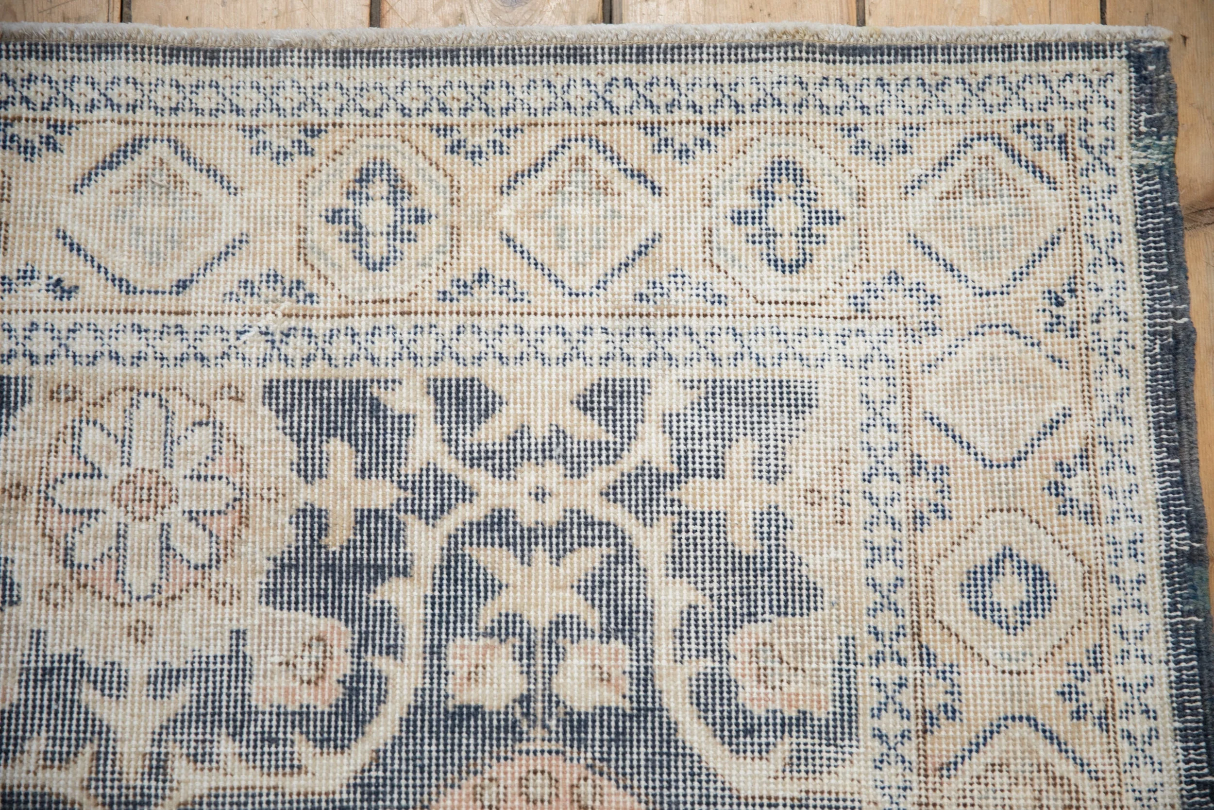 4x7 Vintage Distressed Sparta Rug - Image 3