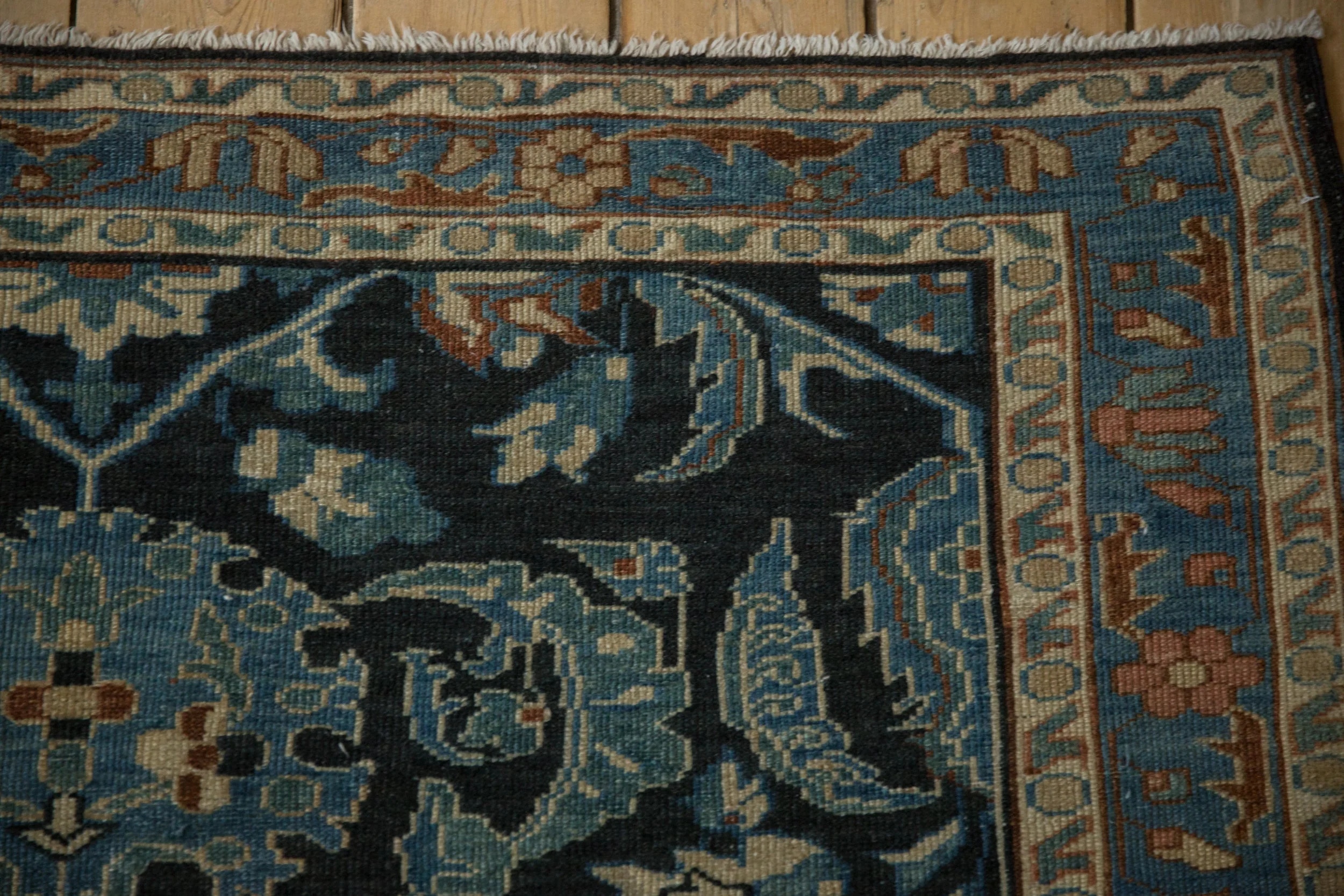 4x7 Vintage Fine Distressed Lilihan Rug - Image 3
