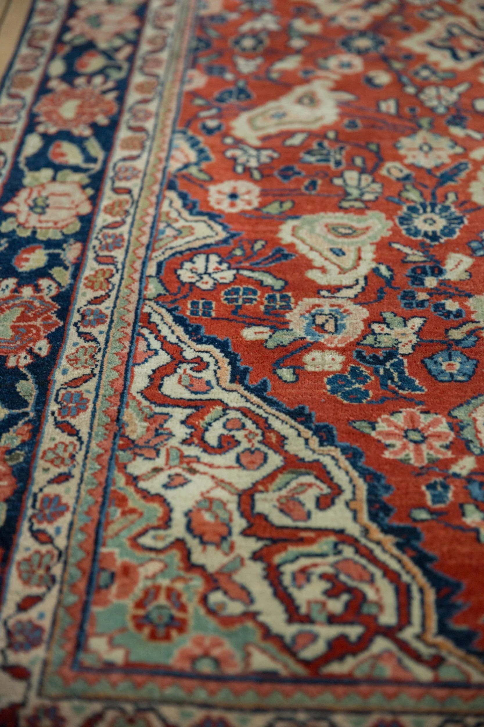 4x7 Vintage Sarouk Rug - Image 5