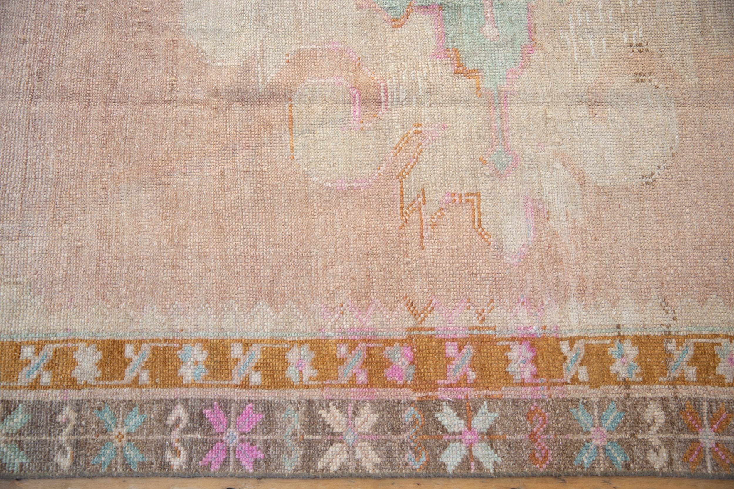 5.5x10.5 Vintage Distressed Kars Carpet - Image 6