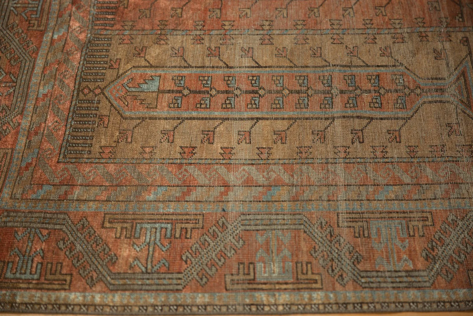 5.5x10 Vintage Distressed Belouch Carpet - Image 13