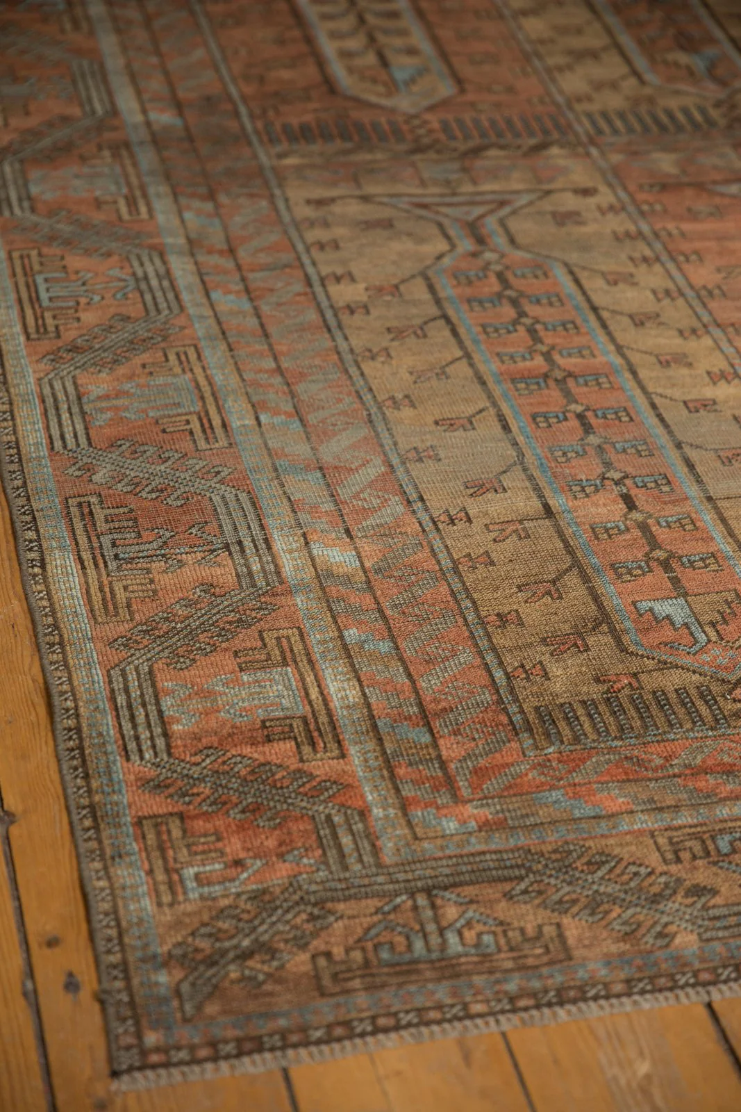 5.5x10 Vintage Distressed Belouch Carpet - Image 8