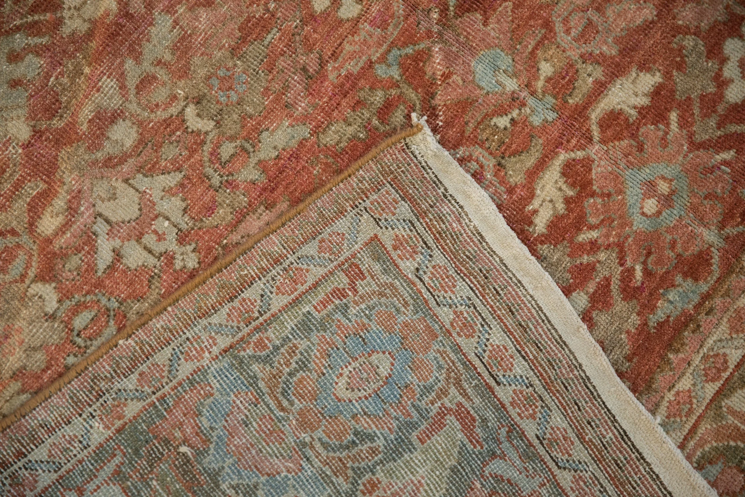 5.5x10 Vintage Distressed Mahal Carpet - Image 12
