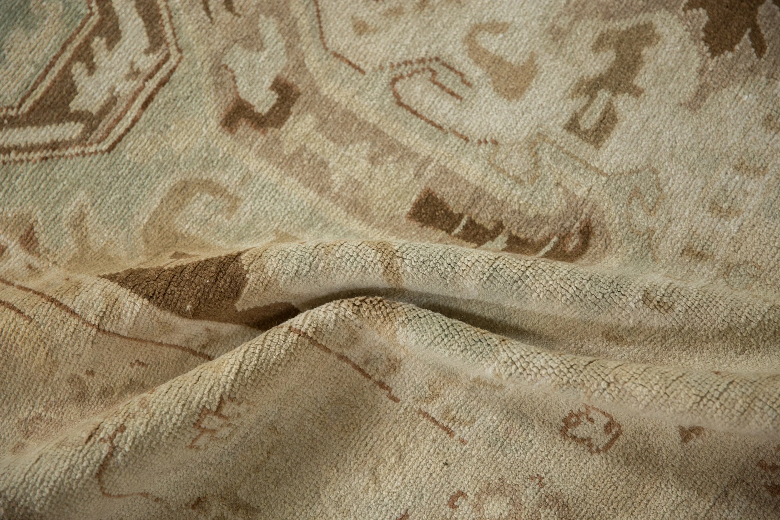 5.5x10 Vintage Distressed Sparta Carpet - Image 10