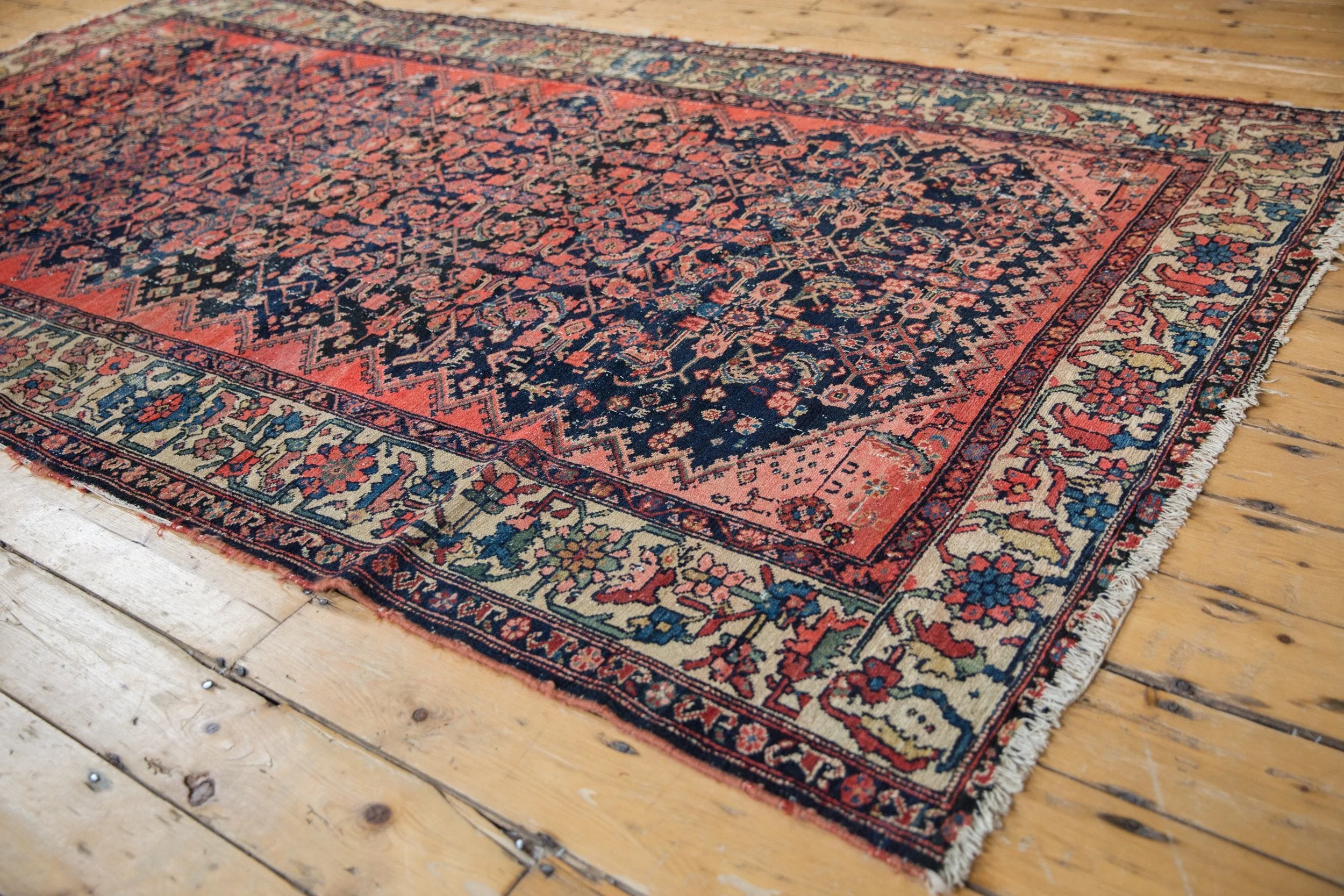 5.5x10 Vintage Malayer Carpet - Image 3