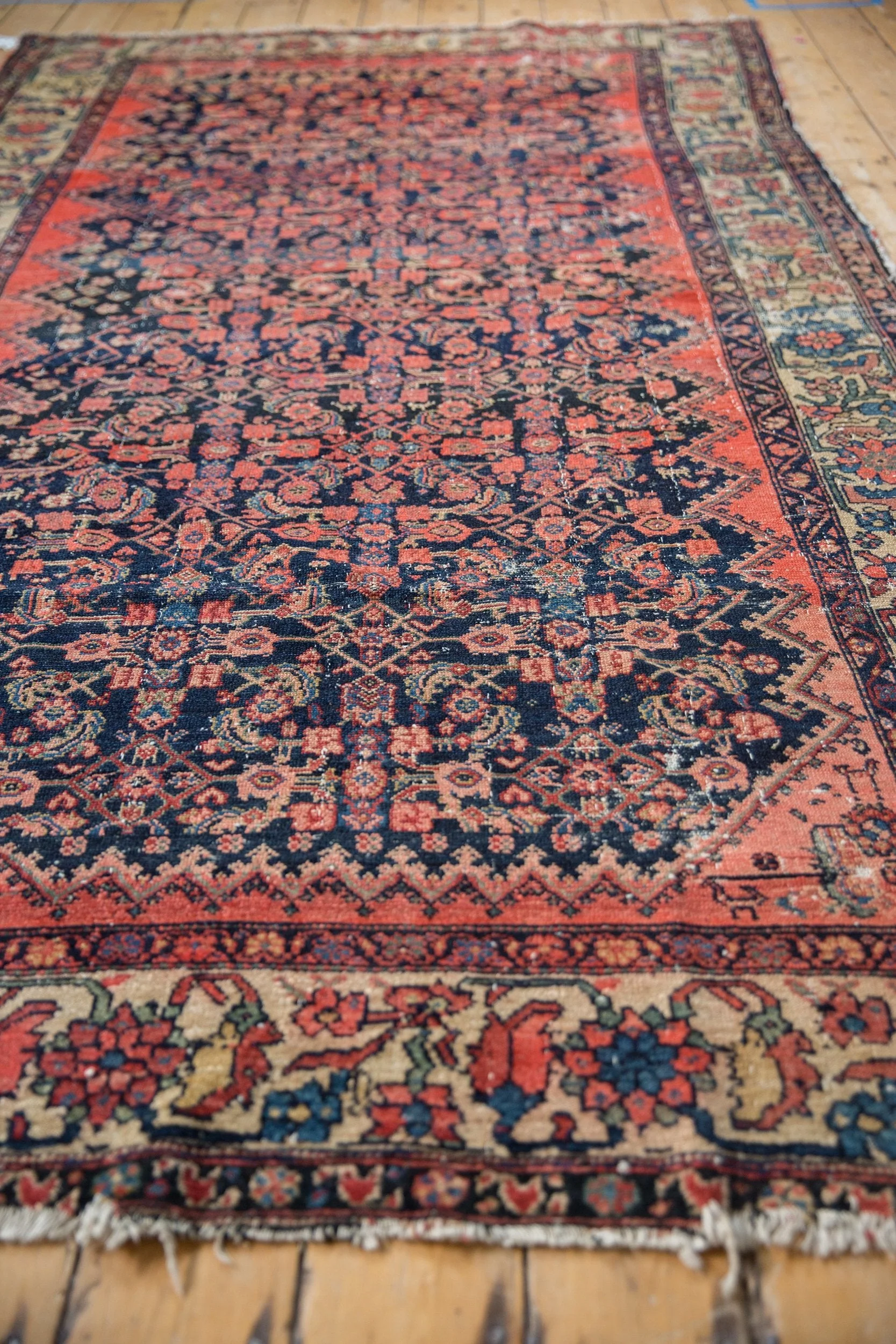 5.5x10 Vintage Malayer Carpet - Image 4