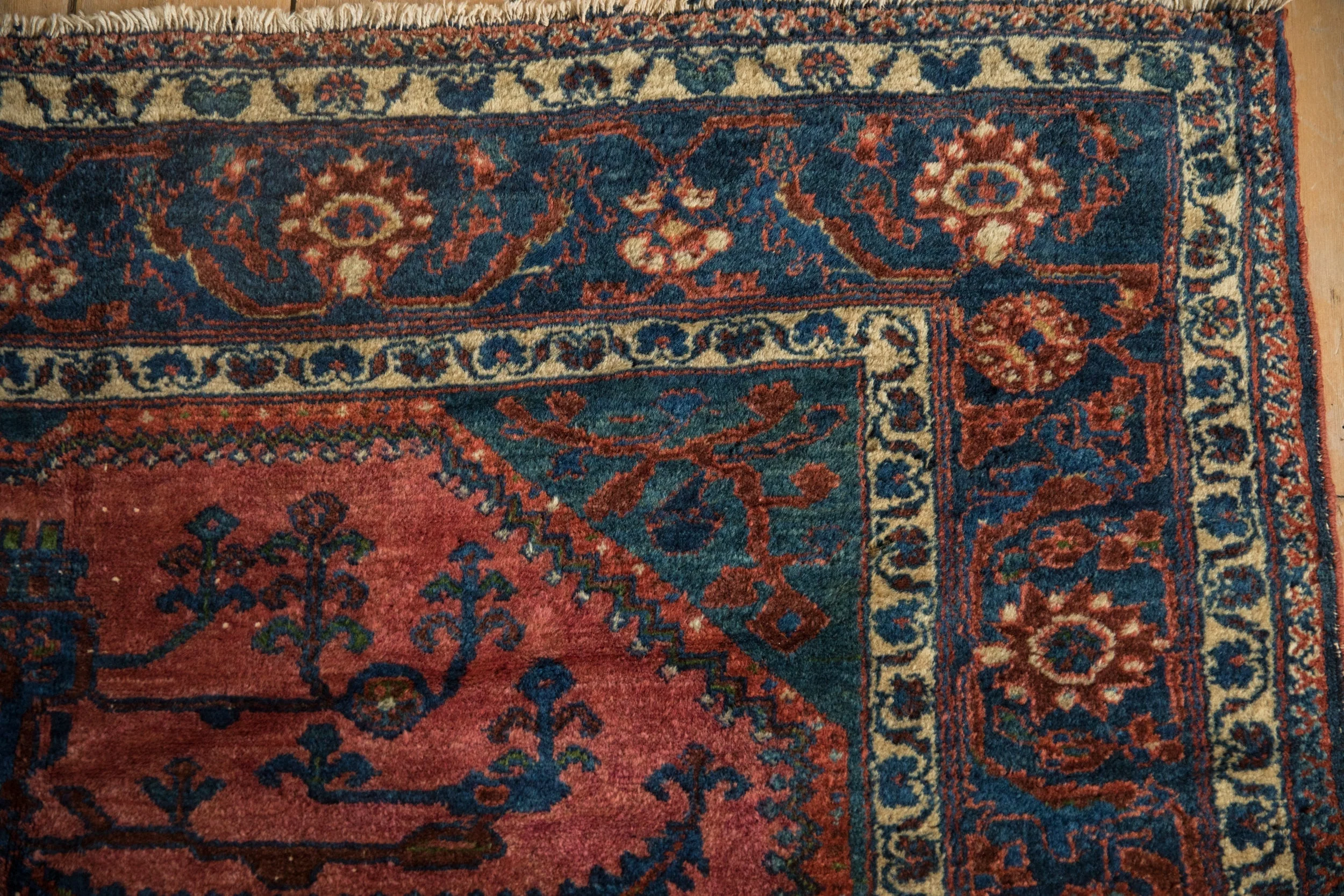 5.5x6.5 Vintage Fine Lilihan Carpet - Image 3