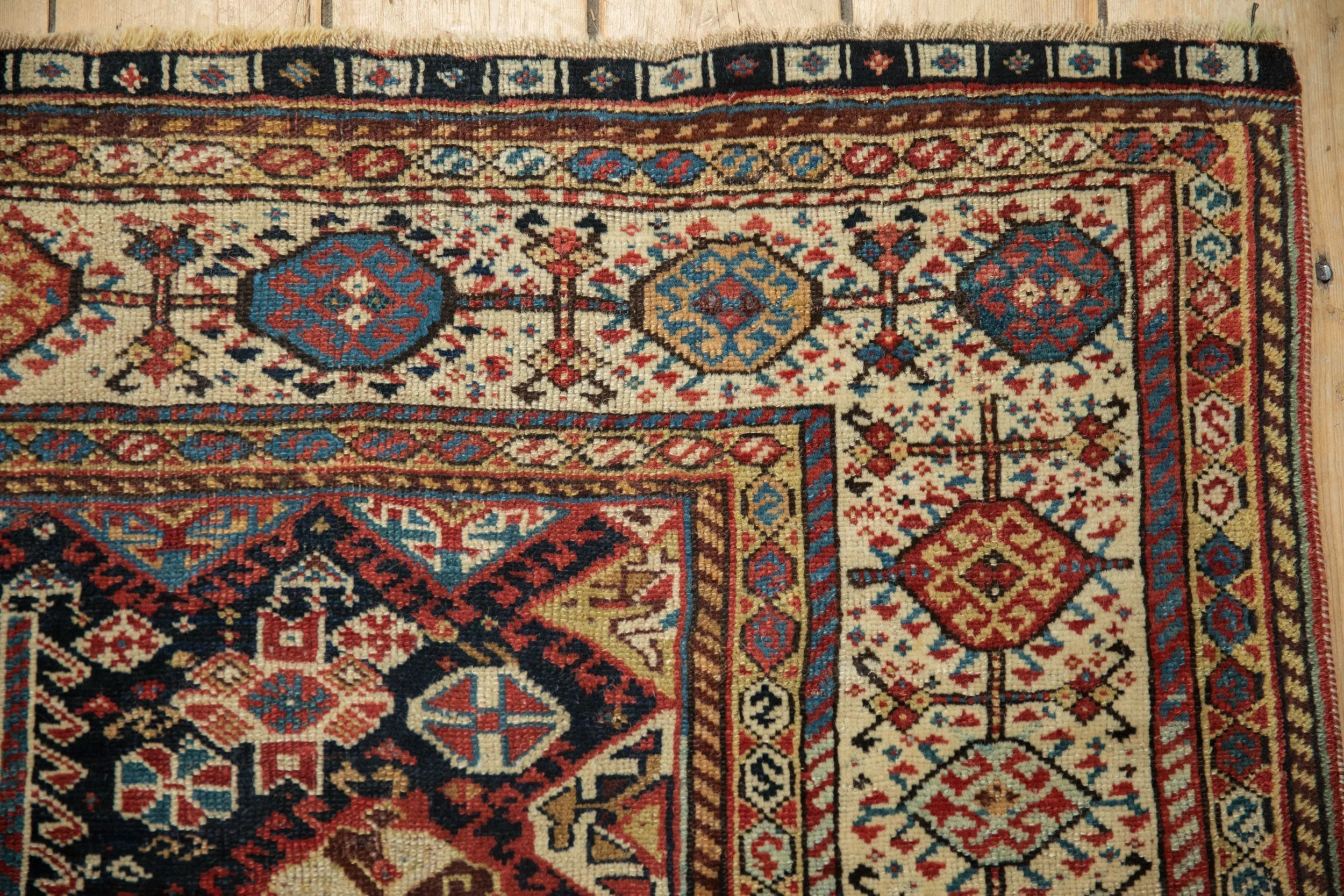 5.5x7.5 Antique Fine Qashqai Carpet - Image 4