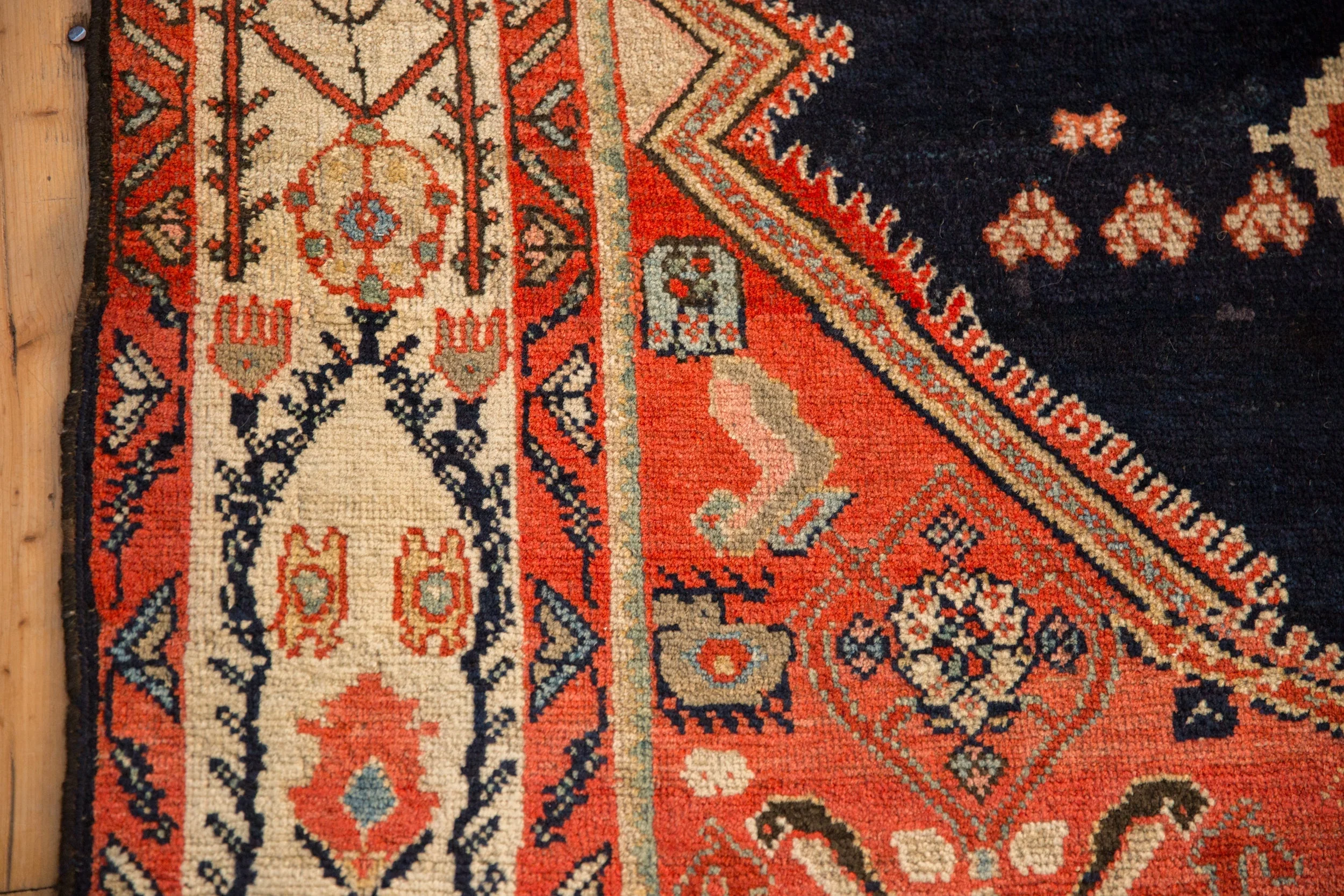 5.5x7.5 Vintage Malayer Carpet - Image 13